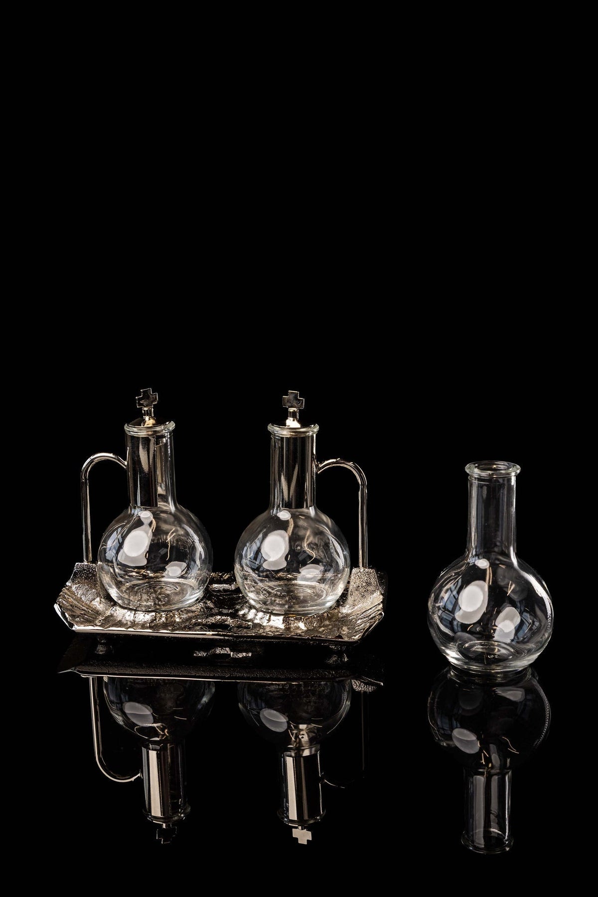 Liturgical Cruets with Nickel-Plated Tray, 100 ml DM/AM/001/S - CHASUBLES.COM