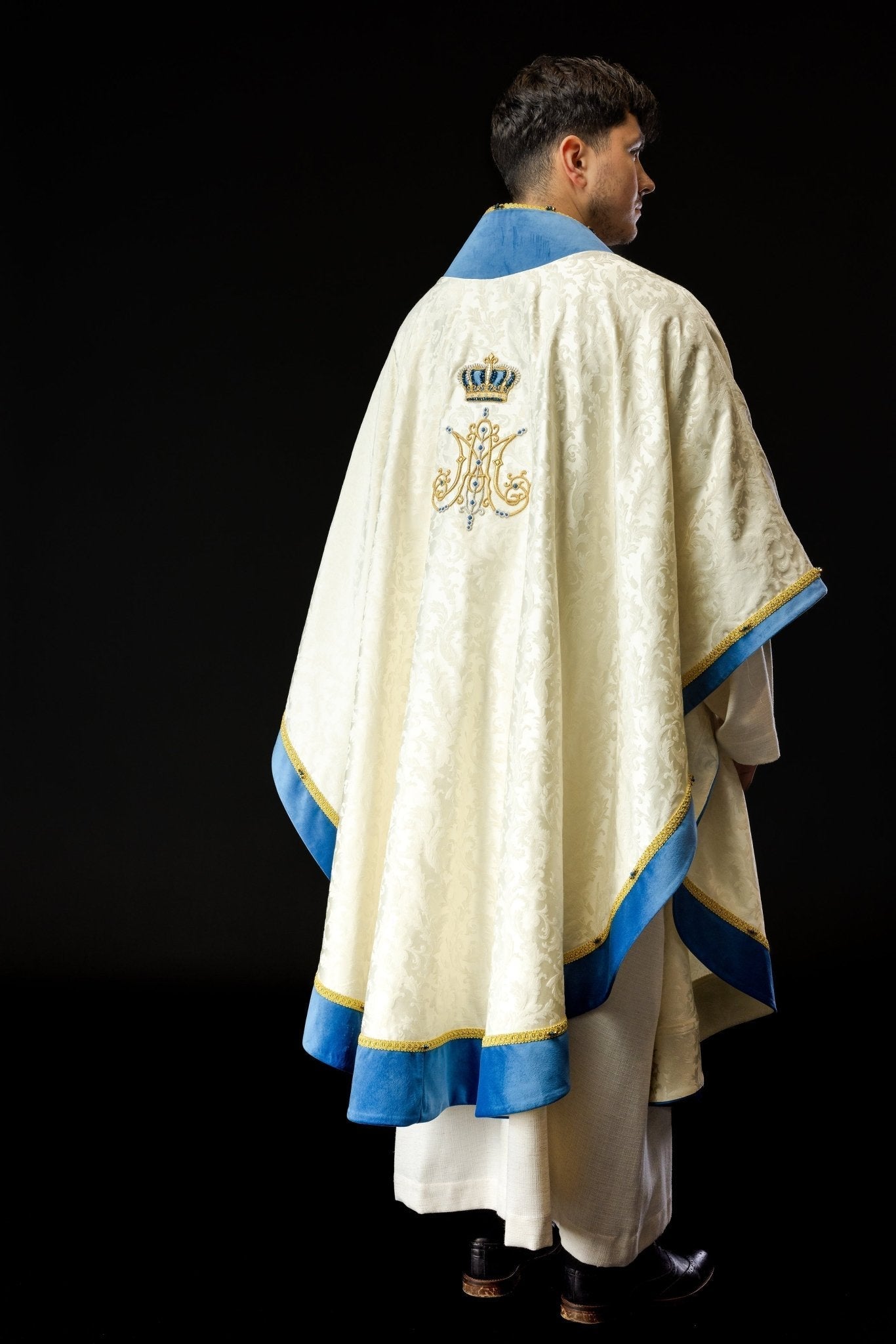 Marian chasuble made of Italian fabric Handmade 7006 HM/7006/05/88 - HAFTINAUSA.COM