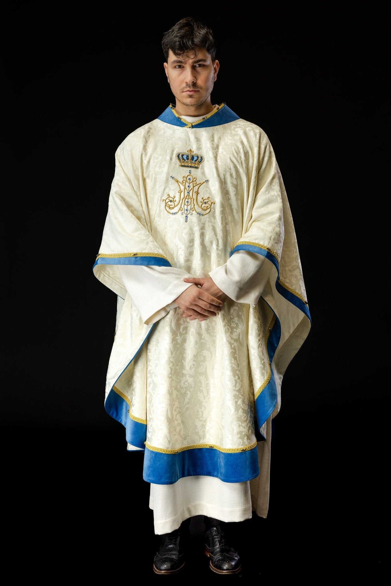Marian chasuble made of Italian fabric Handmade 7006 HM/7006/05/88 - HAFTINAUSA.COM