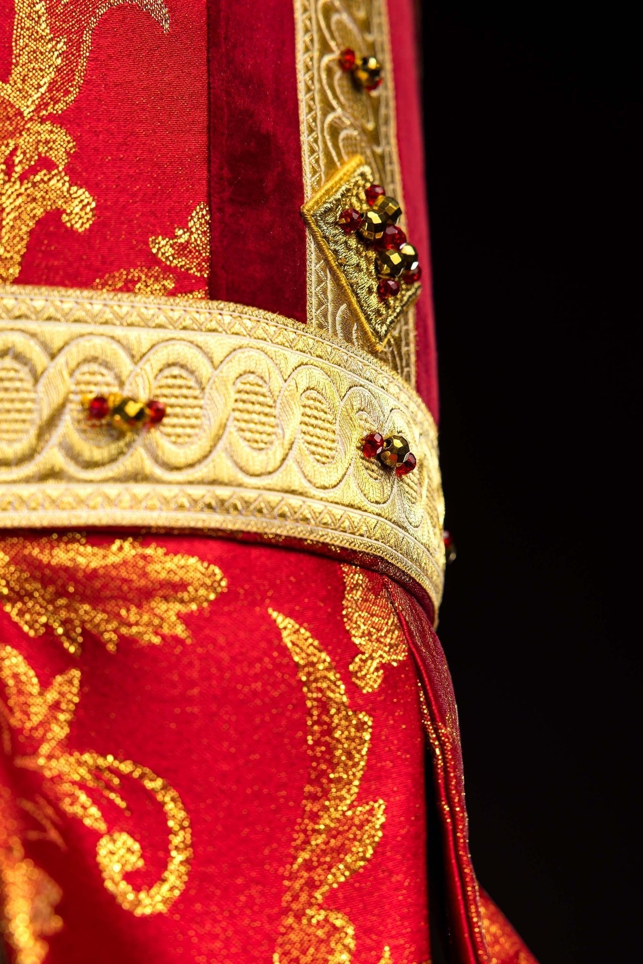 Mitre with natural stones Handmade 9003 HM/9003/02/90-1 - CHASUBLES.COM