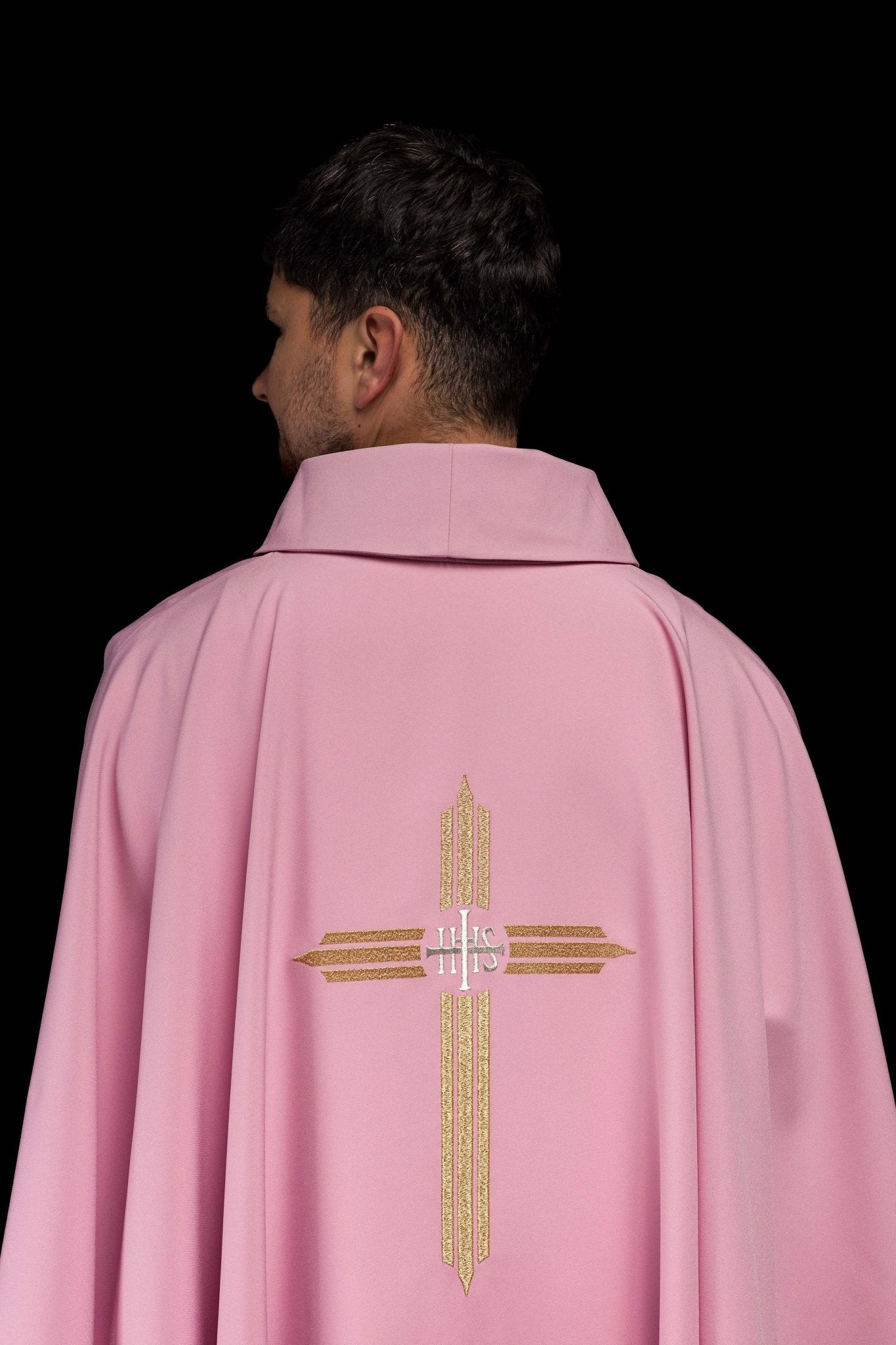 Pink chasuble embroidered with the symbol of Cross IHS KOR/017/08/12 RÓŻ - CHASUBLES.COM
