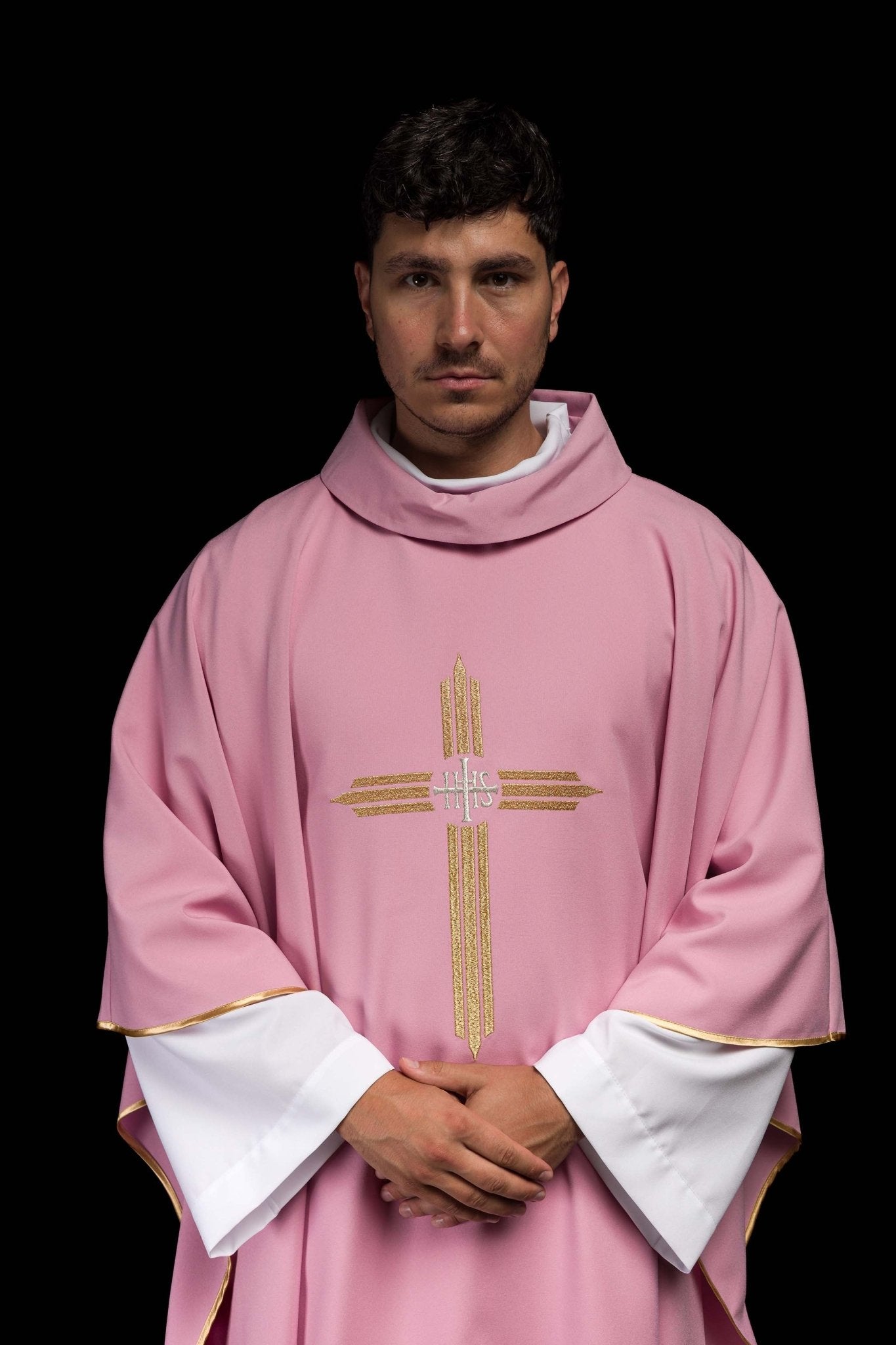 Pink chasuble embroidered with the symbol of Cross IHS KOR/017/08/12 RÓŻ - CHASUBLES.COM