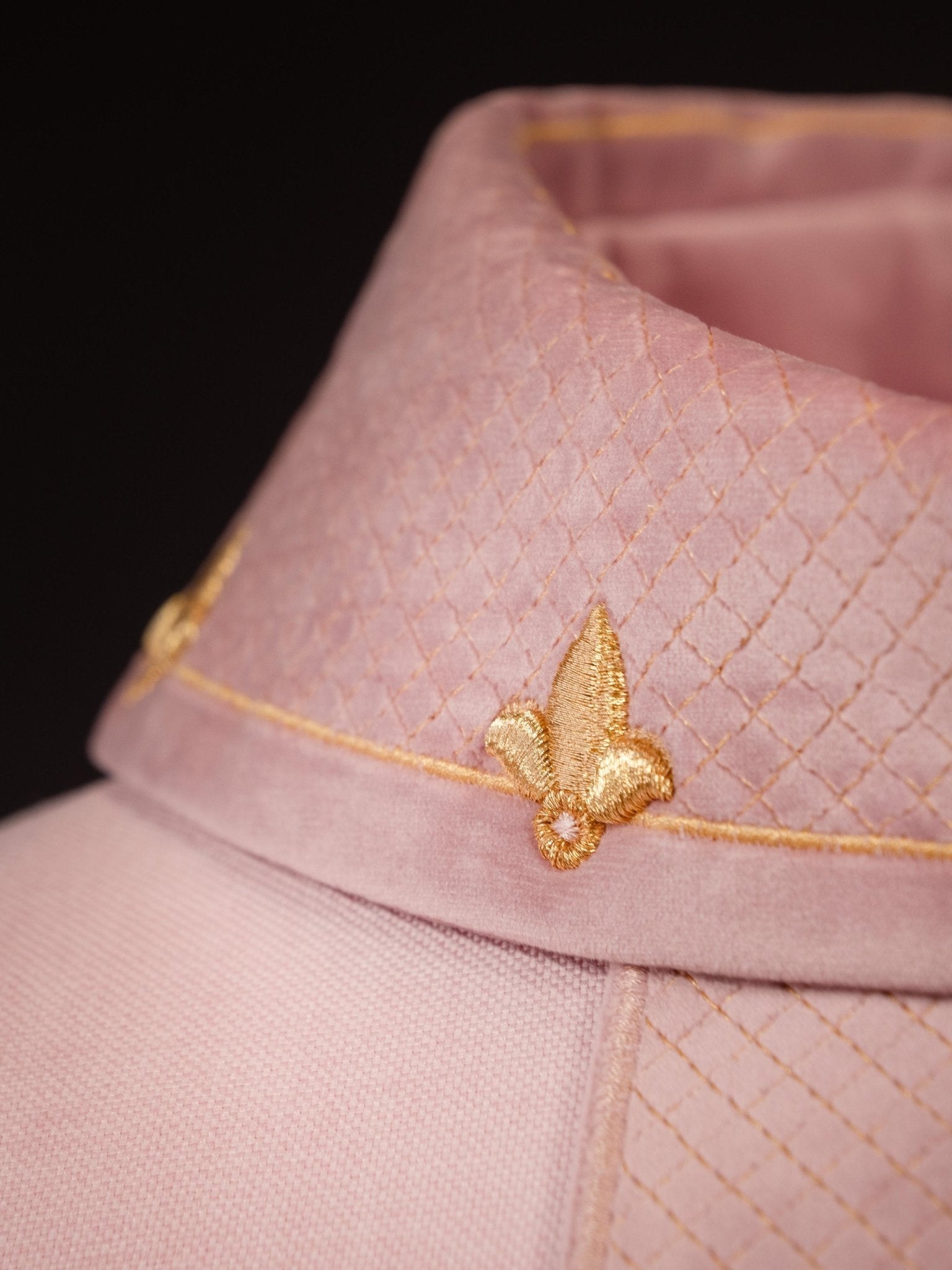 Pink Chasuble with Embroidered Cross Symbol LE/7029/08 - HAFTINAUSA.COM