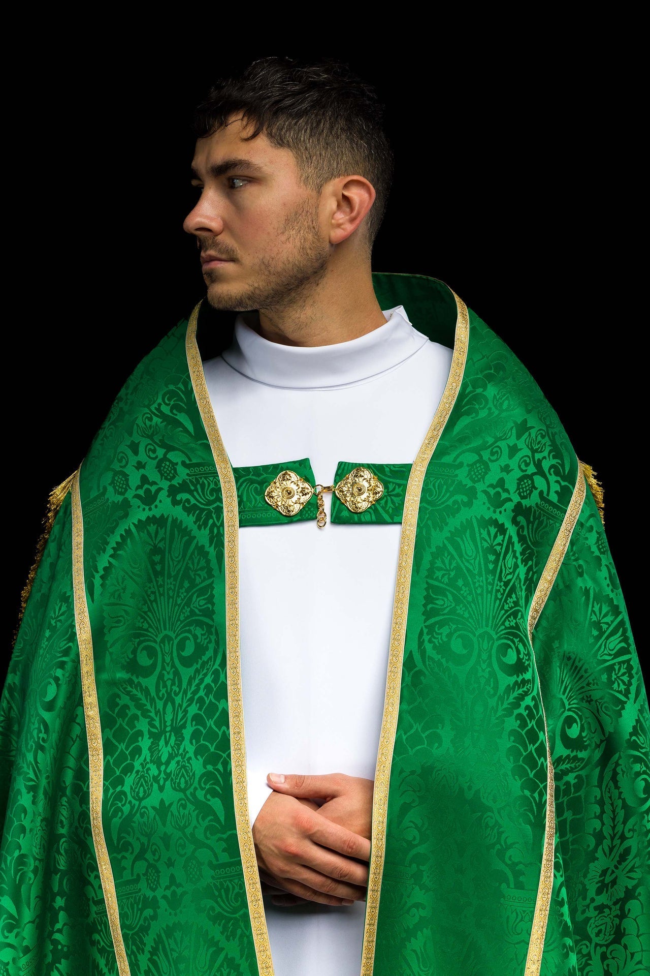 Plain Green Roman Cope Made of Jacquard Fabric KKP/159/01/83 145cm - CHASUBLES.COM