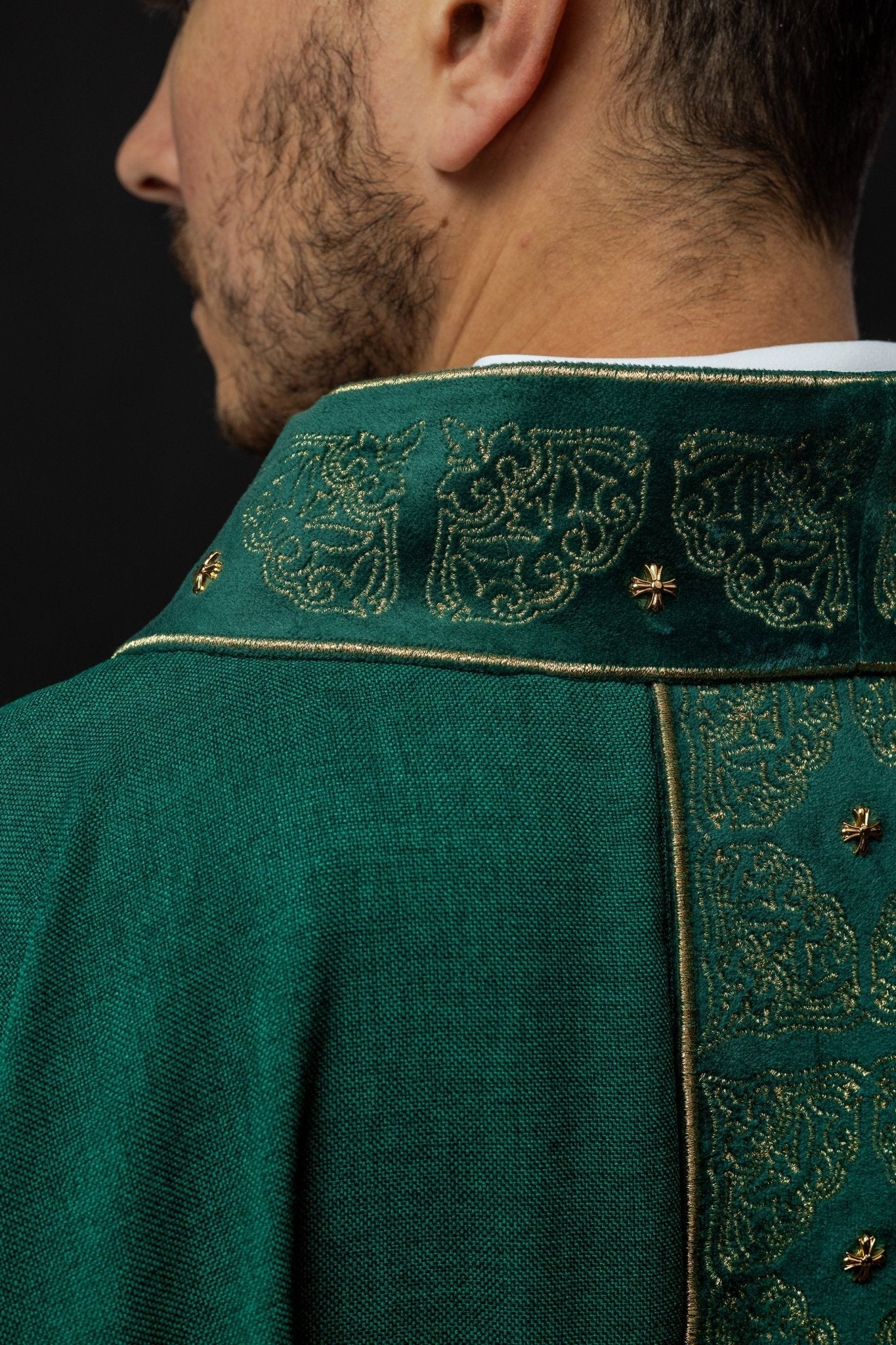 Priest robe made of green velvet texture S - 7057 - 01 - 70 - HAFTINAUSA.COM