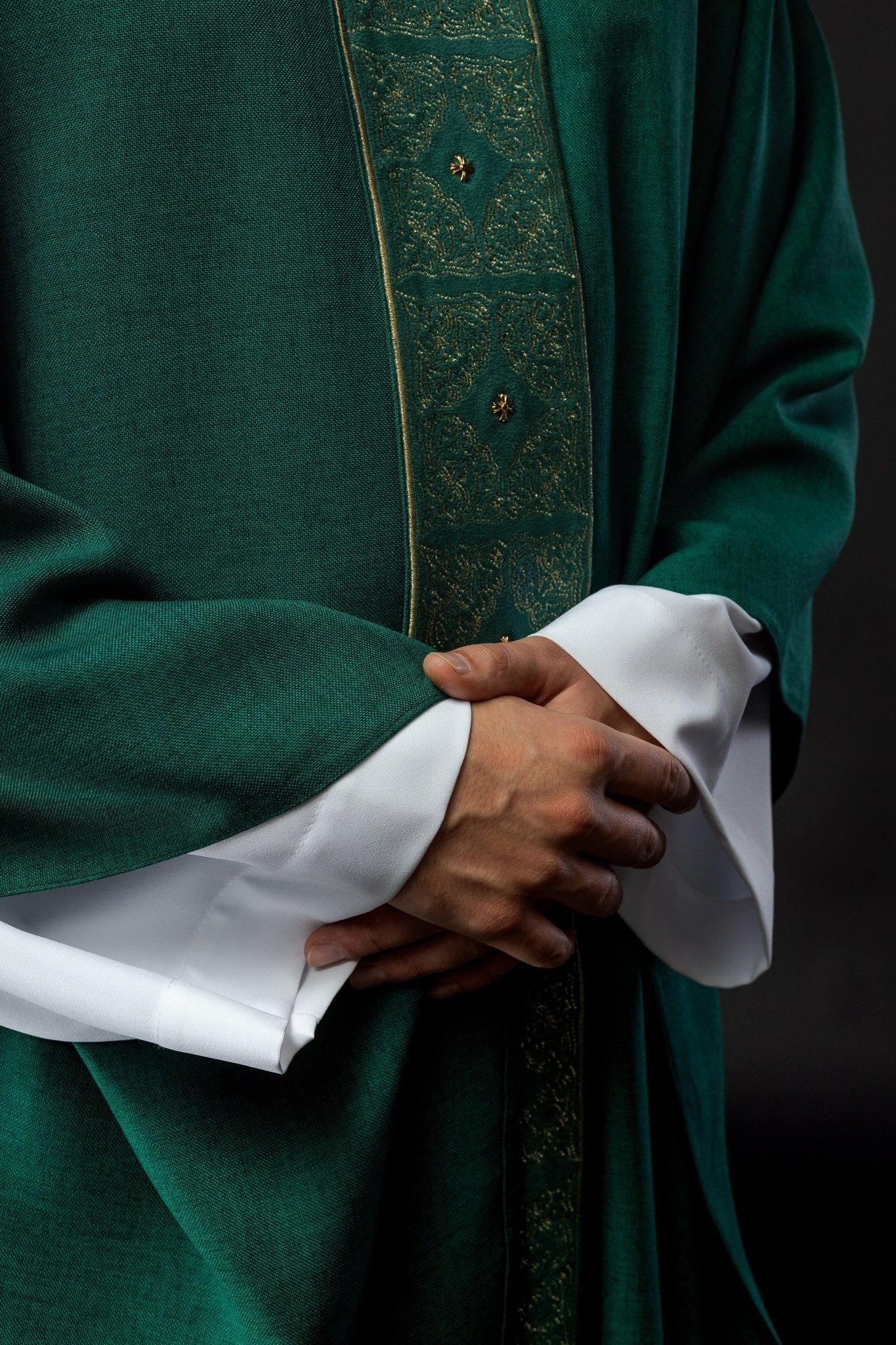 Priest robe made of green velvet texture S - 7057 - 01 - 70 - HAFTINAUSA.COM