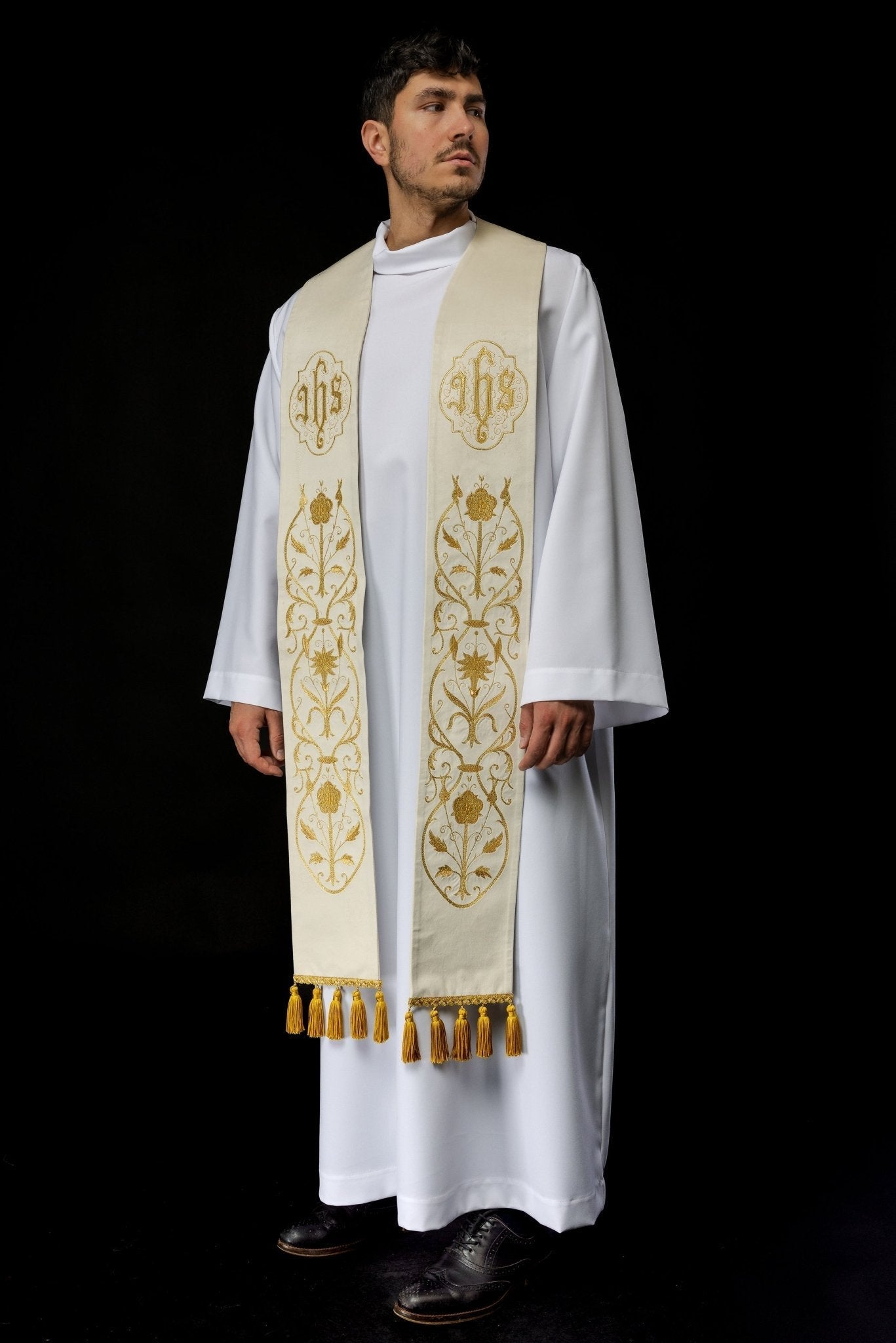 Priest stole in Ivory with embroidered gold JHS and tassels S - 2052 - 05 - 76 - HAFTINAUSA.COM