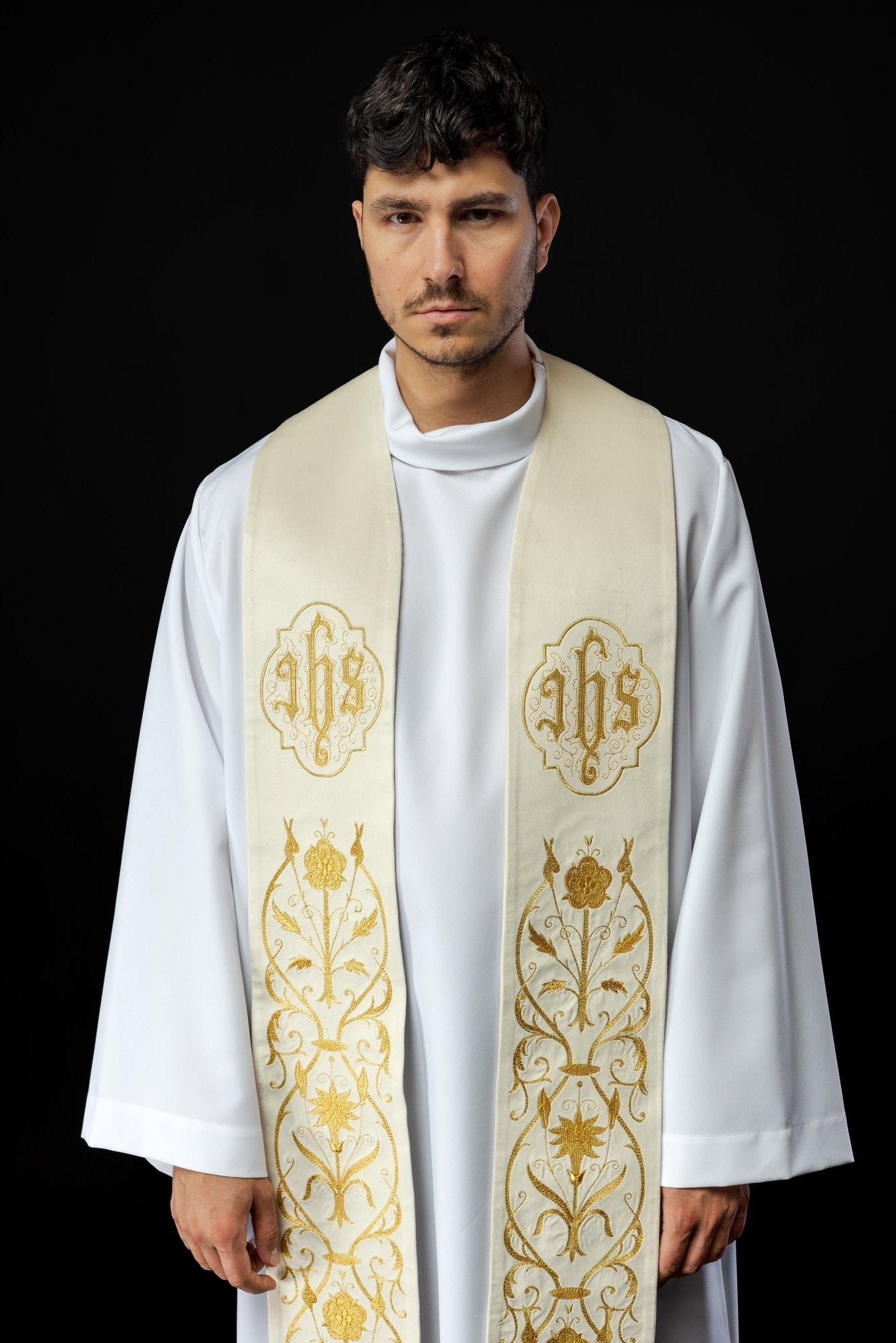 Priest stole in Ivory with embroidered gold JHS and tassels S - 2052 - 05 - 76 - HAFTINAUSA.COM
