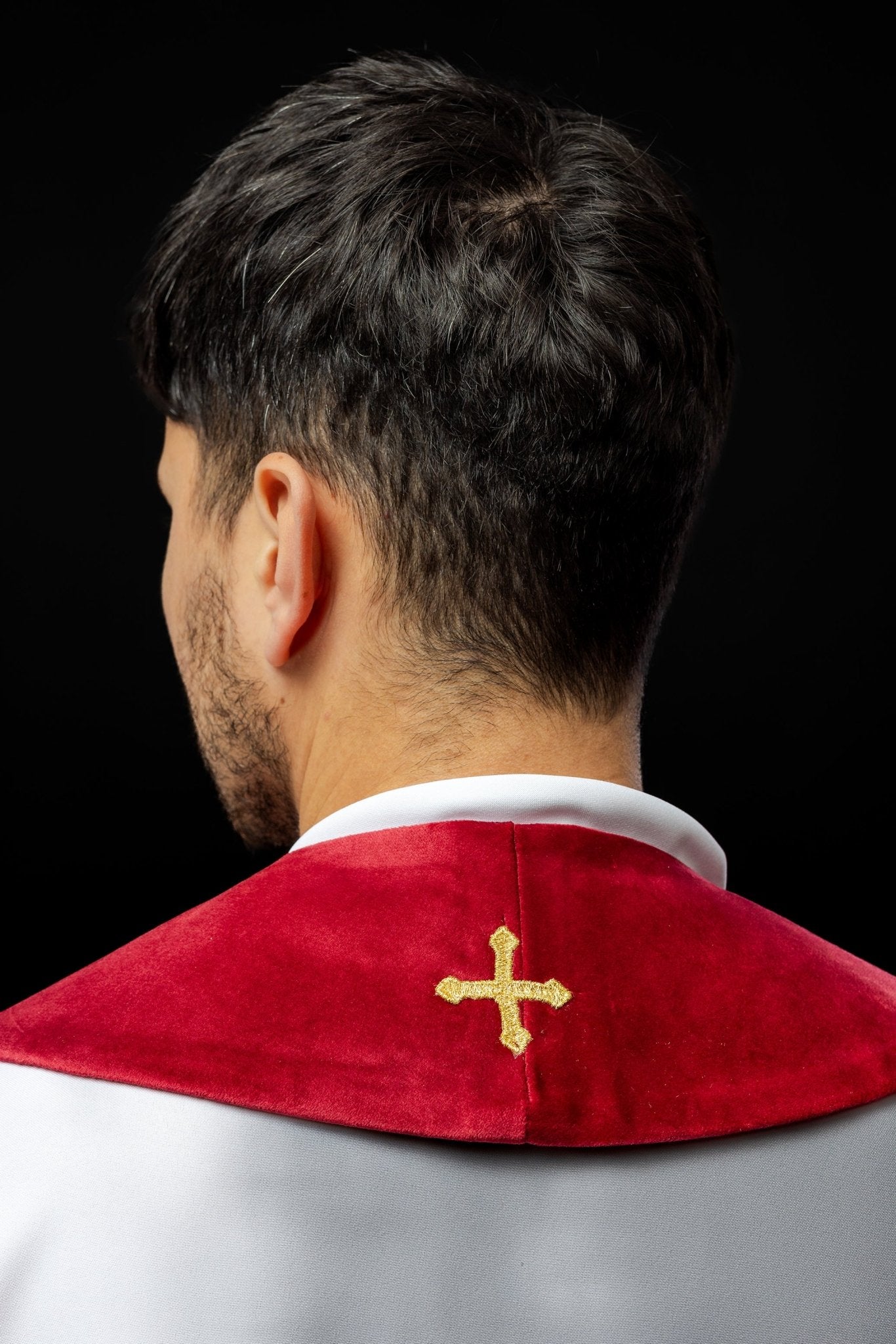 Priest stole in red with gold JHS and tassels S - 2052 - 02 - 76 - HAFTINAUSA.COM