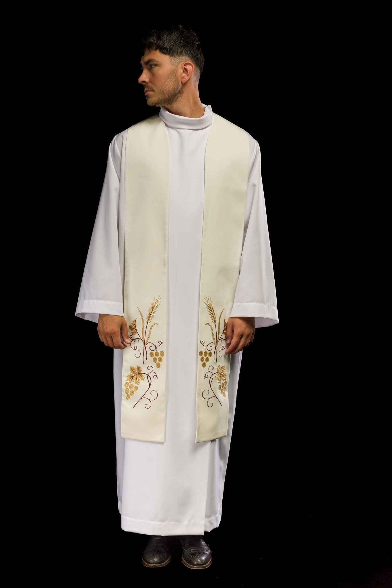Priestly stole with grape and wheat embroidery in ecru KST/003/05/01 ECRU - HAFTINAUSA.COM
