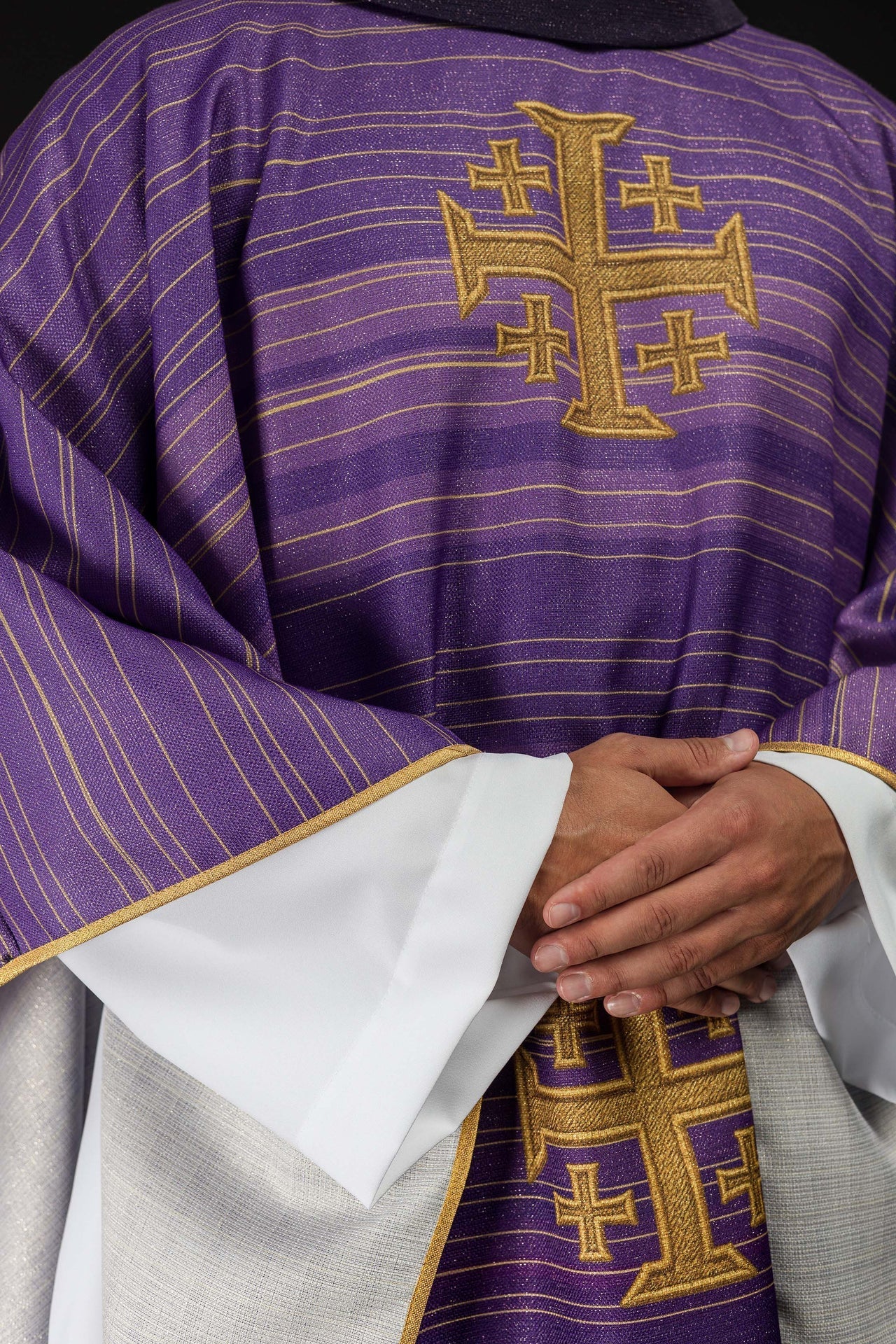 Printed Chasuble with Jerusalem Cross – Purple KOD/7001/03/40 - CHASUBLES.COM