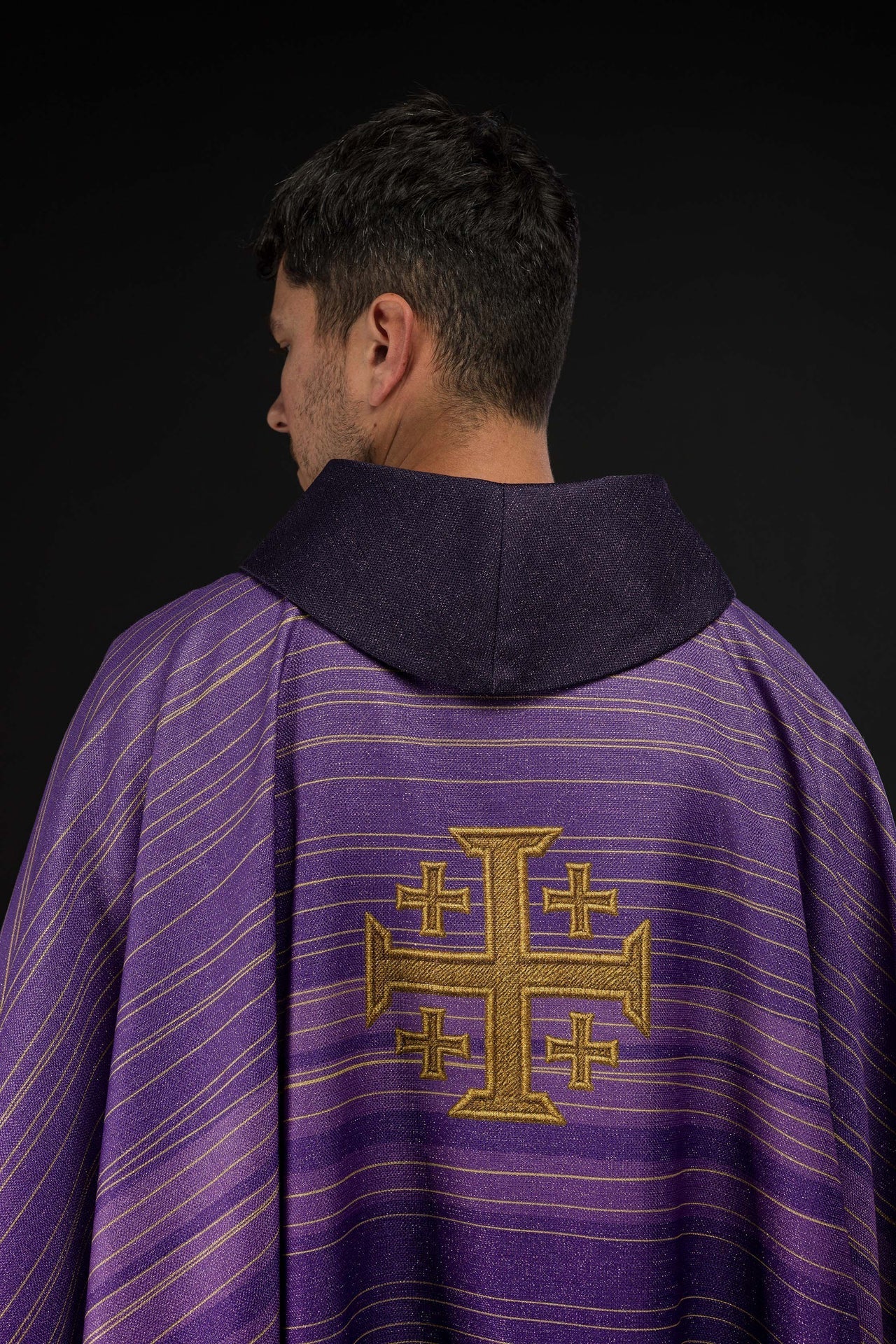 Printed Chasuble with Jerusalem Cross – Purple KOD/7001/03/40 - CHASUBLES.COM