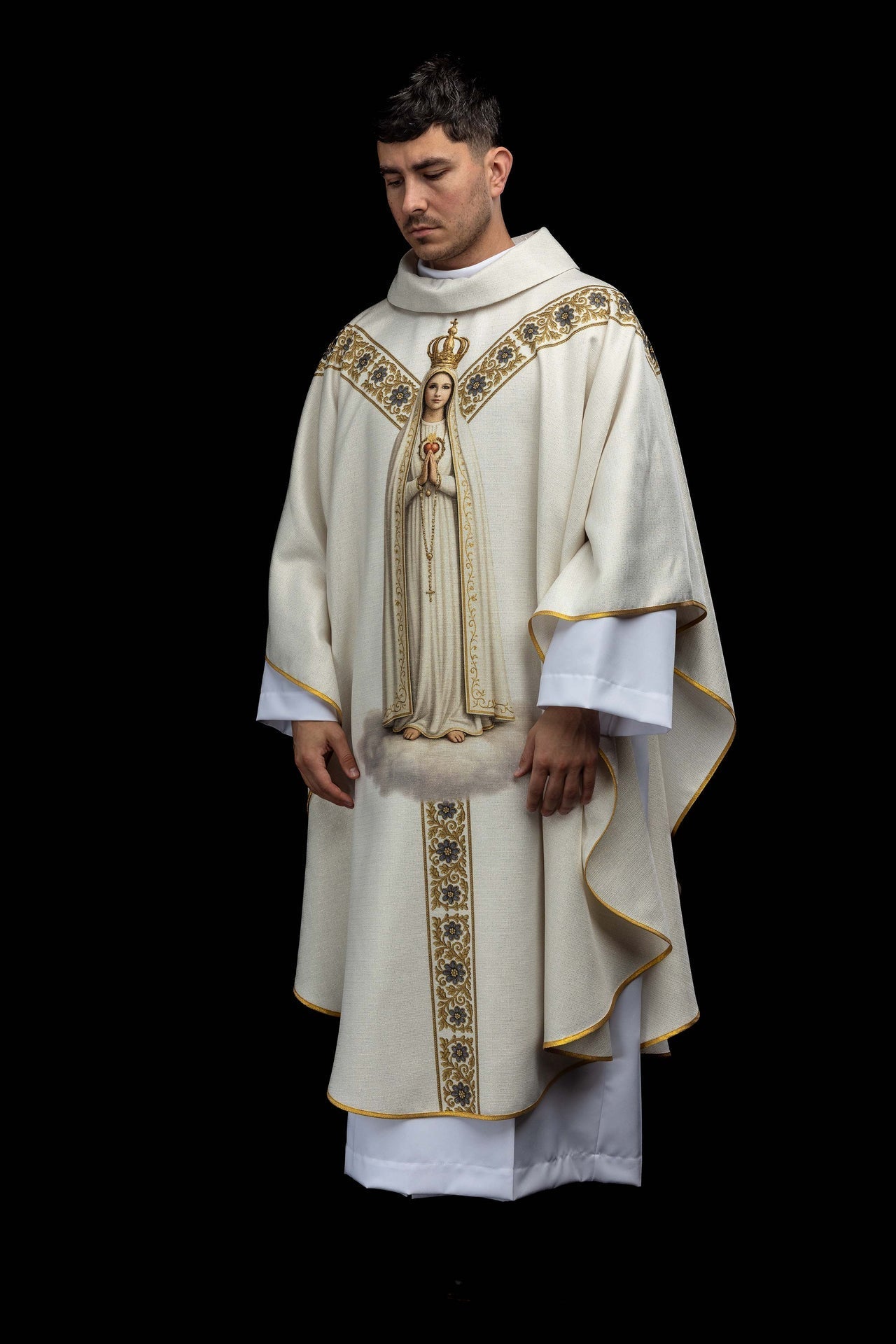 Printed chasuble with the image of Our Lady of Fátima KOD/7011/05/40 - CHASUBLES.COM