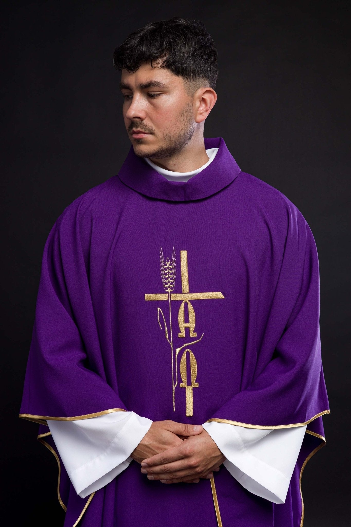 Purple chasuble with cross and alfa omega symbols KOR/013/03/12 FIOLET - HAFTINAUSA.COM