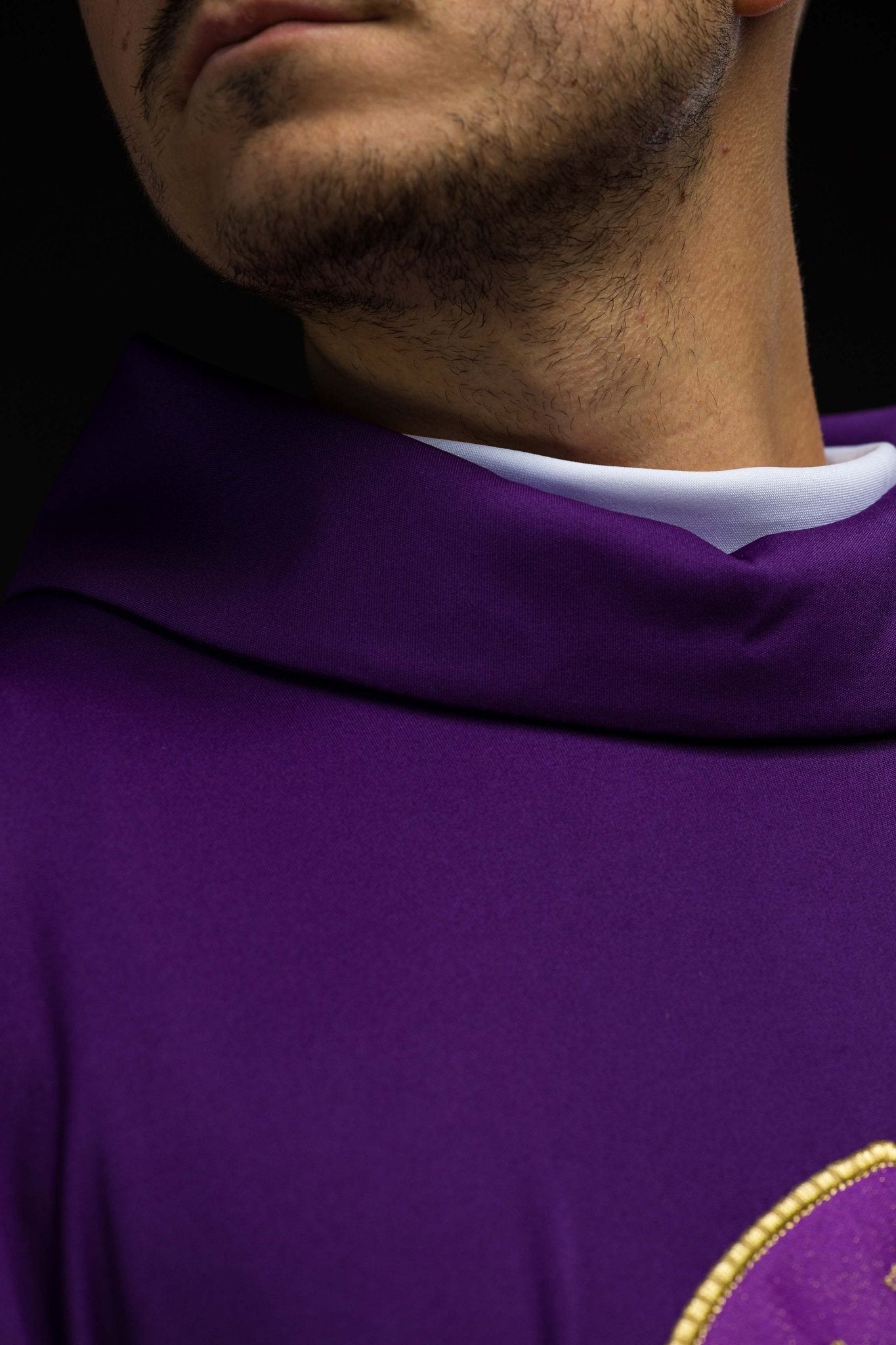 Purple chasuble with IHS made from sports fabric SACROLITE KOR/388/03/78 - CHASUBLES.COM