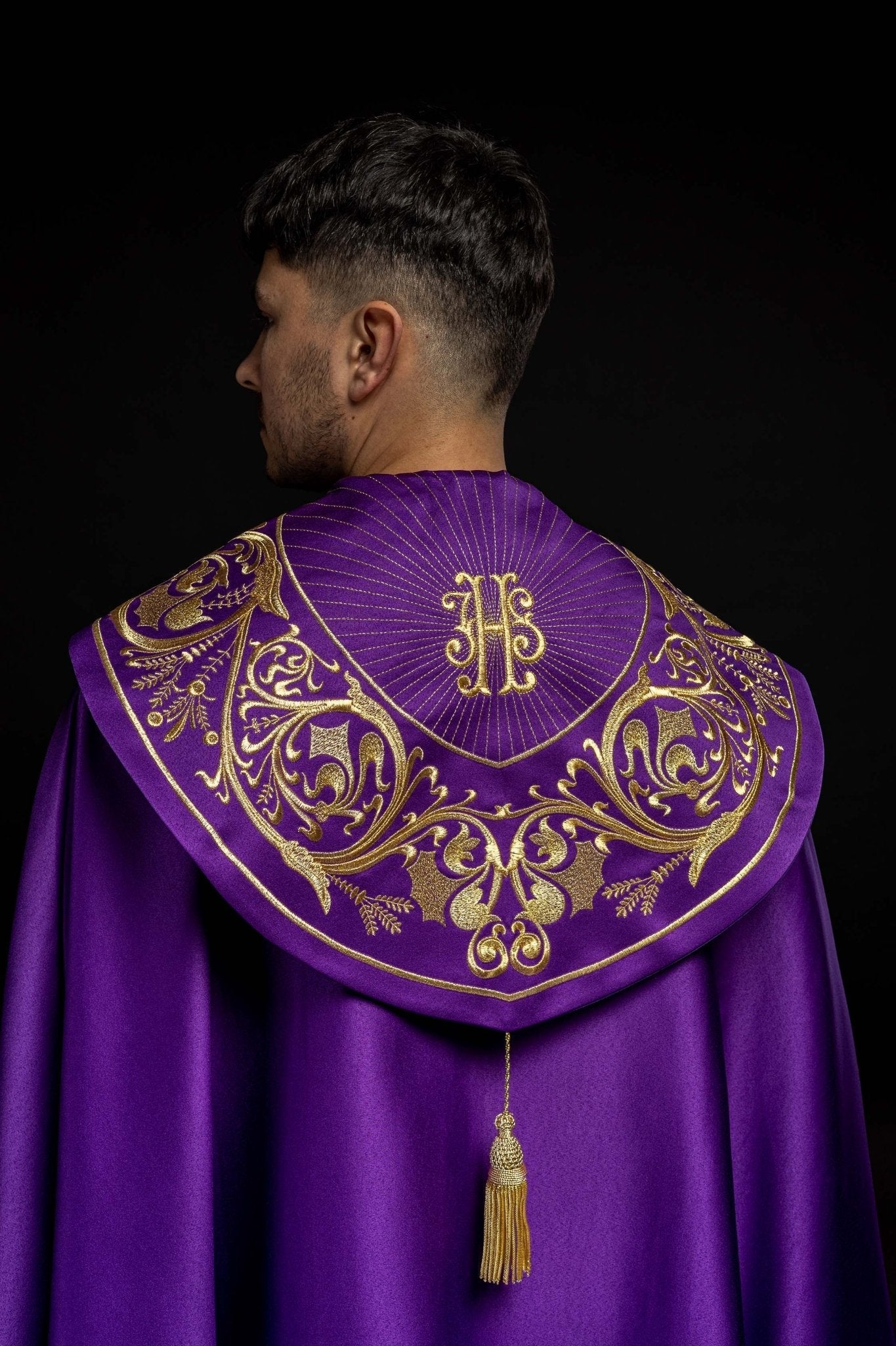 Purple church cope with gold IHS monogram KKP/009/03/20 FIOLET SAT. POMPON 145 cm - HAFTINAUSA.COM