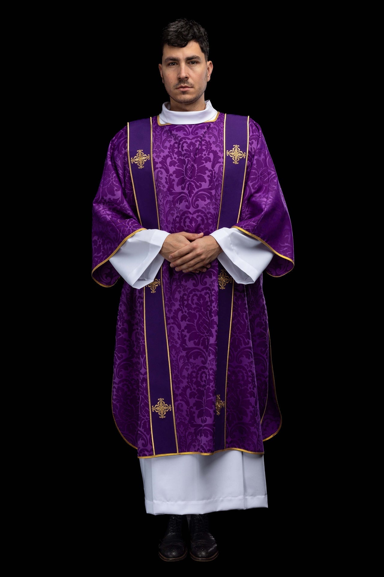 Purple dalmatic in jacquard with bands and embroidered gold crosses KDL/284/03/81/B - CHASUBLES.COM