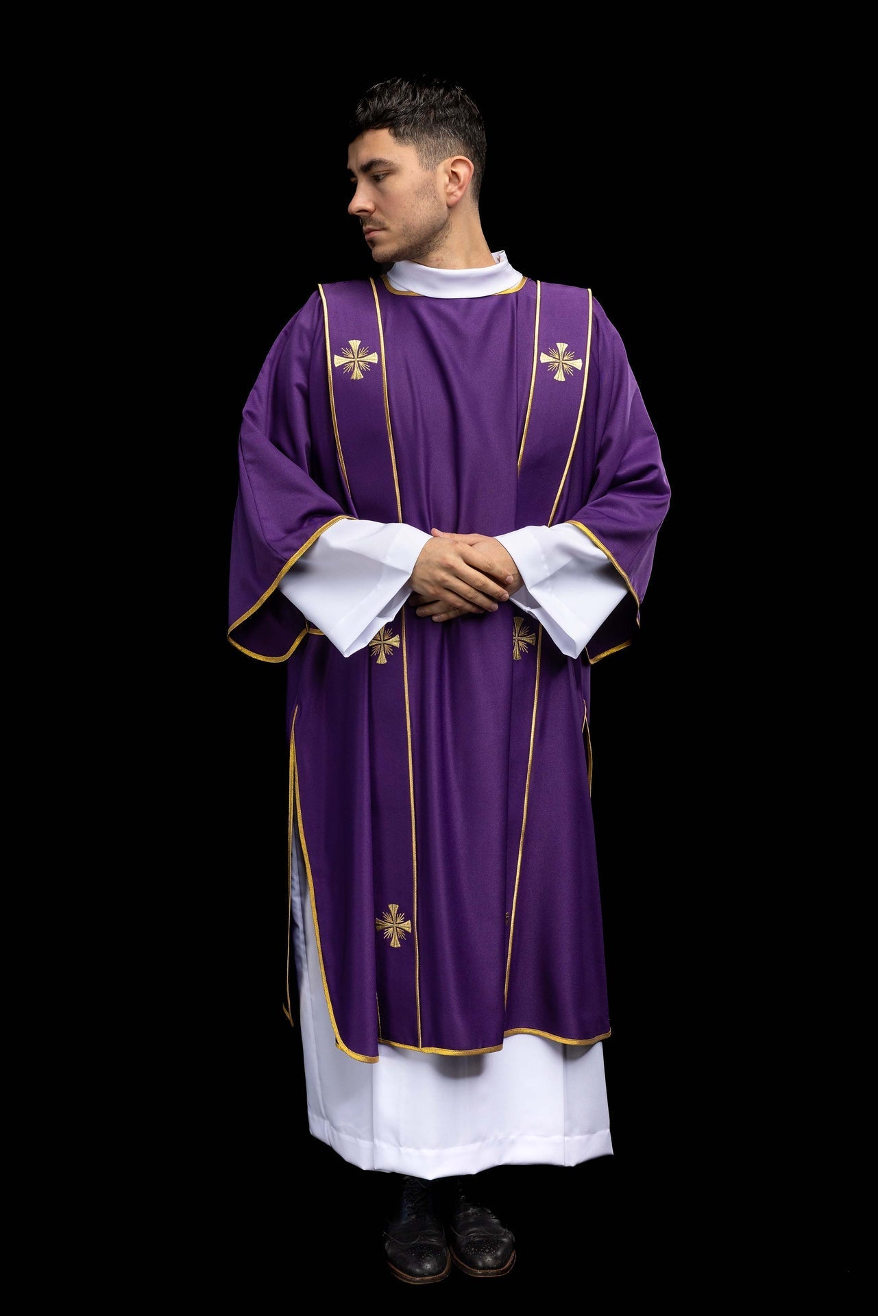 Purple dalmatic with bands and embroidered gold crosses KDL/285/03/53/B - CHASUBLES.COM