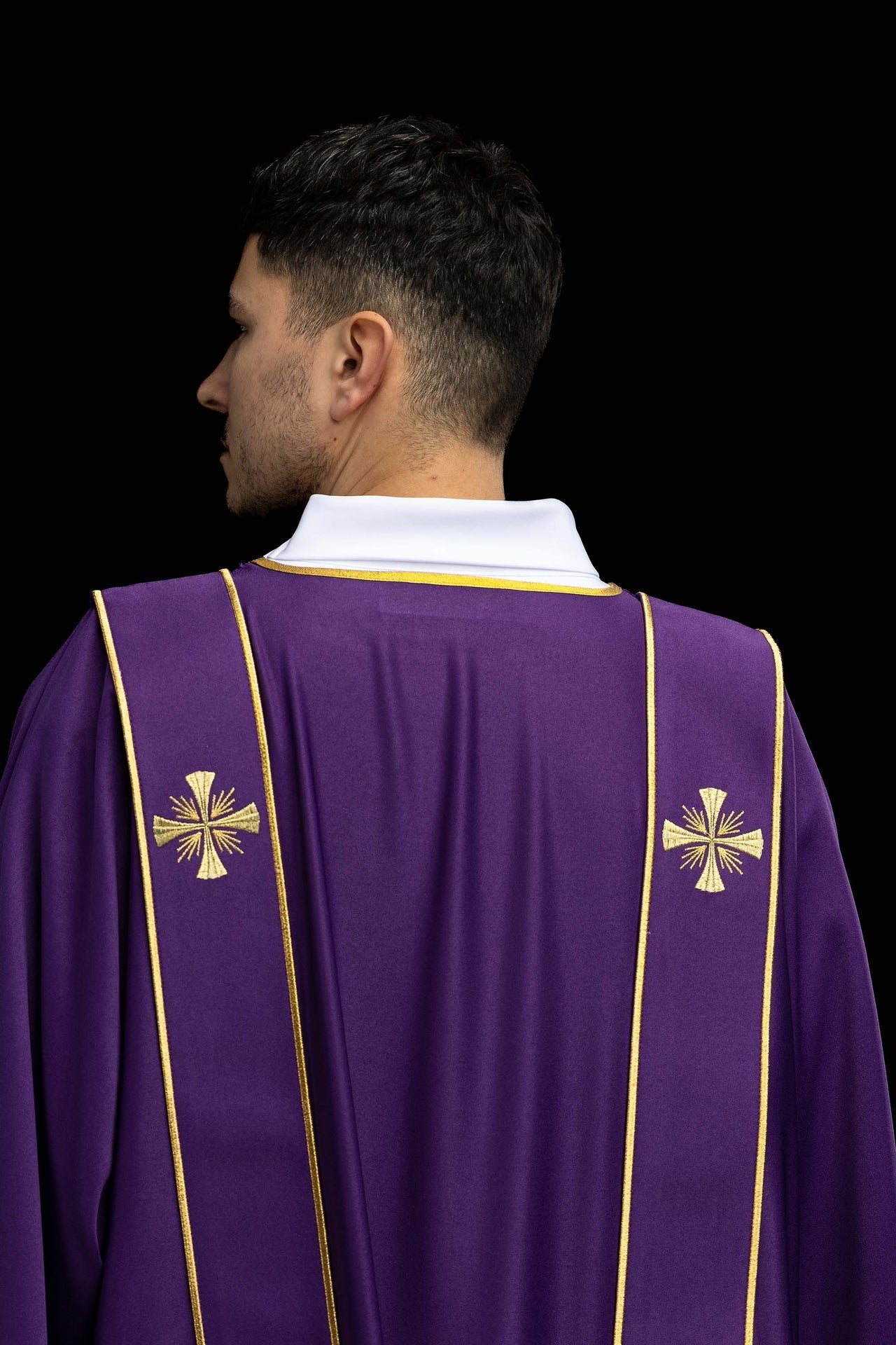 Purple dalmatic with bands and embroidered gold crosses KDL/285/03/53/B - CHASUBLES.COM
