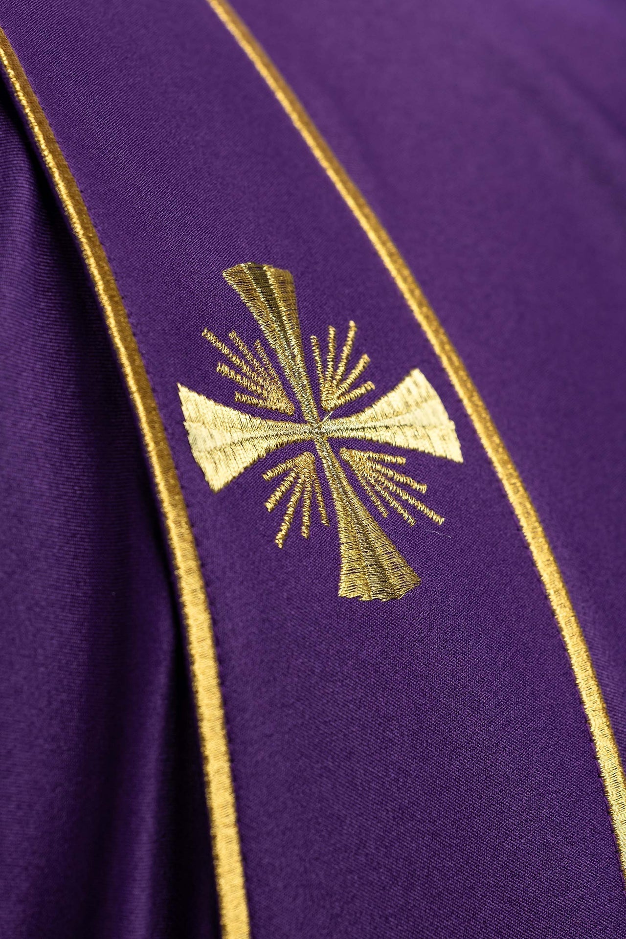 Purple dalmatic with bands and embroidered gold crosses KDL/285/03/53/B - CHASUBLES.COM