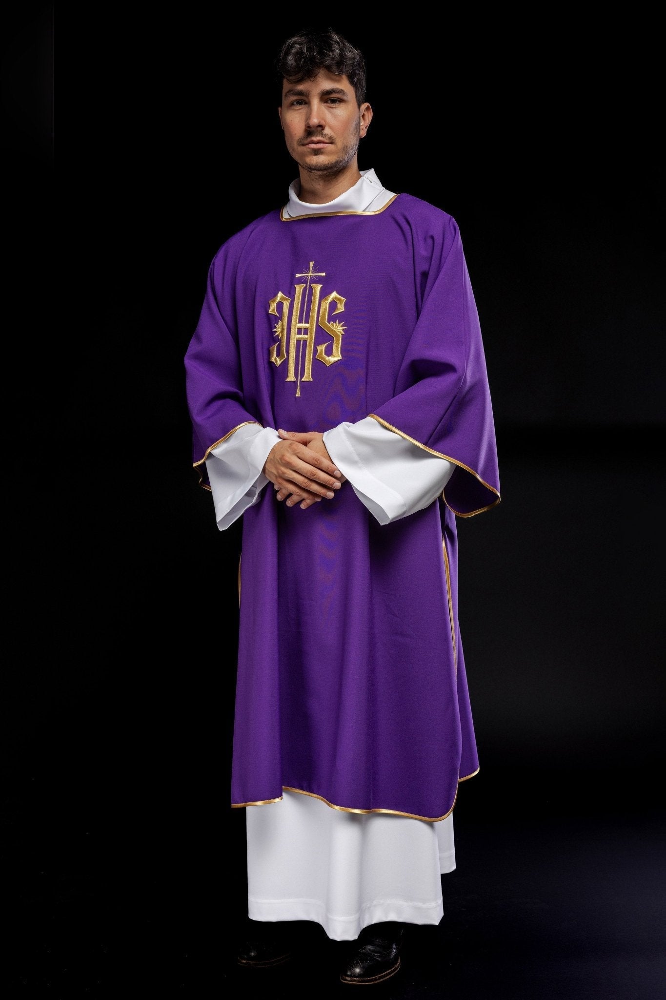 Purple Dalmatic with Embroidered Gold IHS KDL/215/03/12/D - HAFTINAUSA.COM