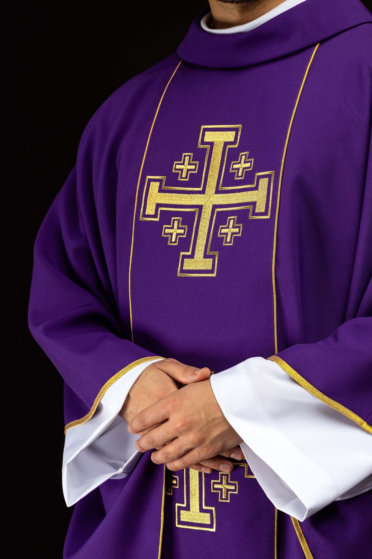 Purple embroidered chasuble with band and Jerusalem crosses KDT/7046/03/01 - CHASUBLES.COM