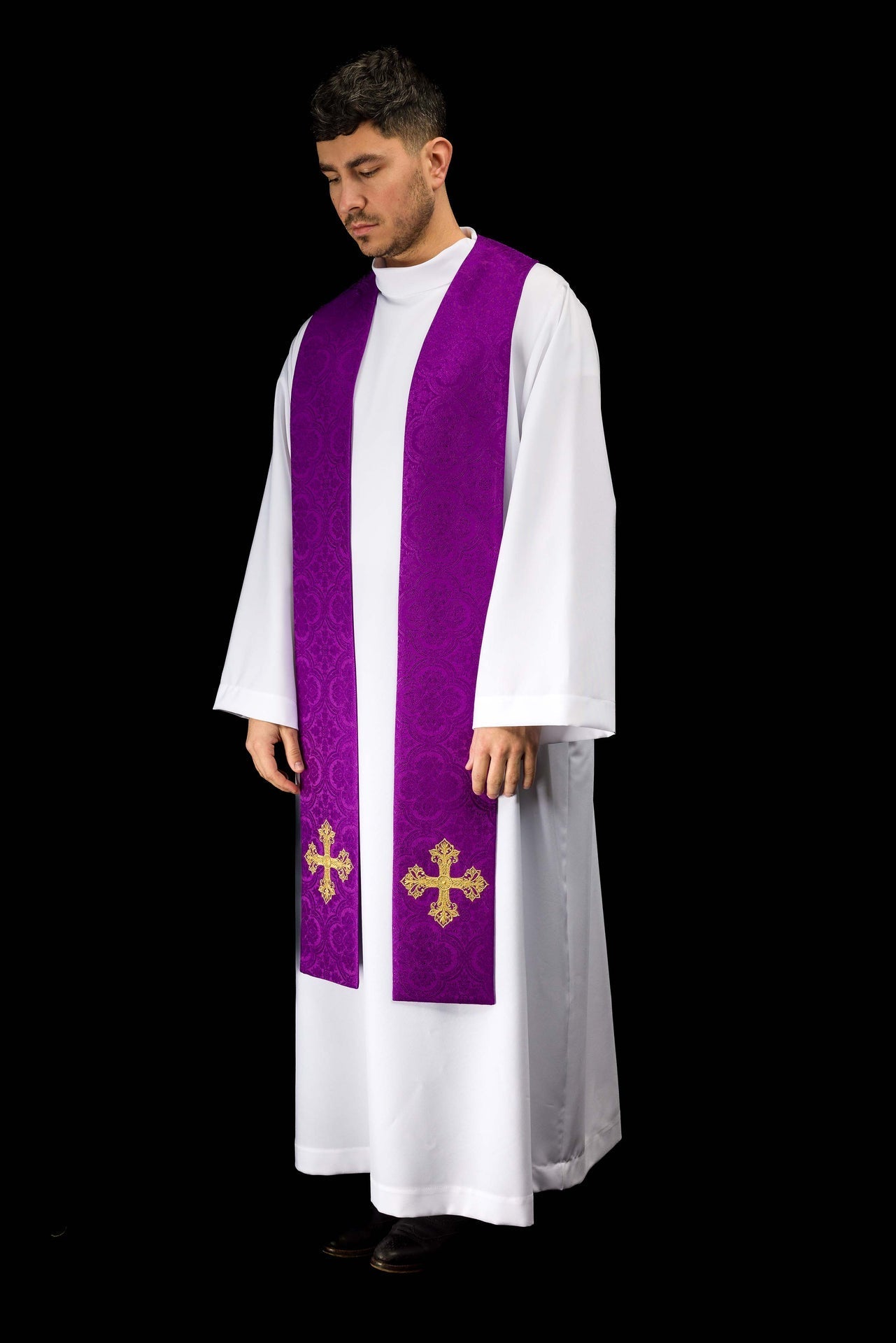 Purple jacquard stole embroidered with a cross motif KST/967/03/11 - CHASUBLES.COM