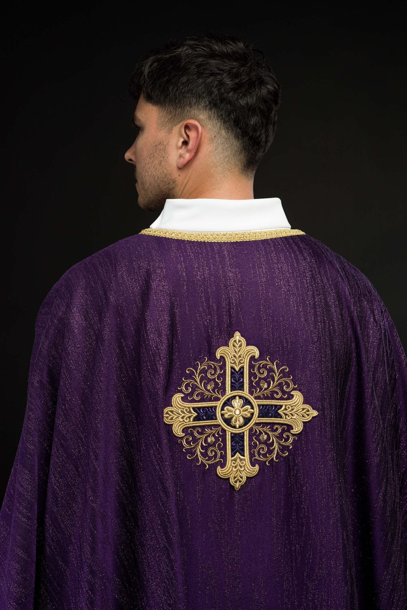 Purple Liturgical Chasuble with Embroidered Cross – Decorative Fabric KOA/006/03/99 - CHASUBLES.COM