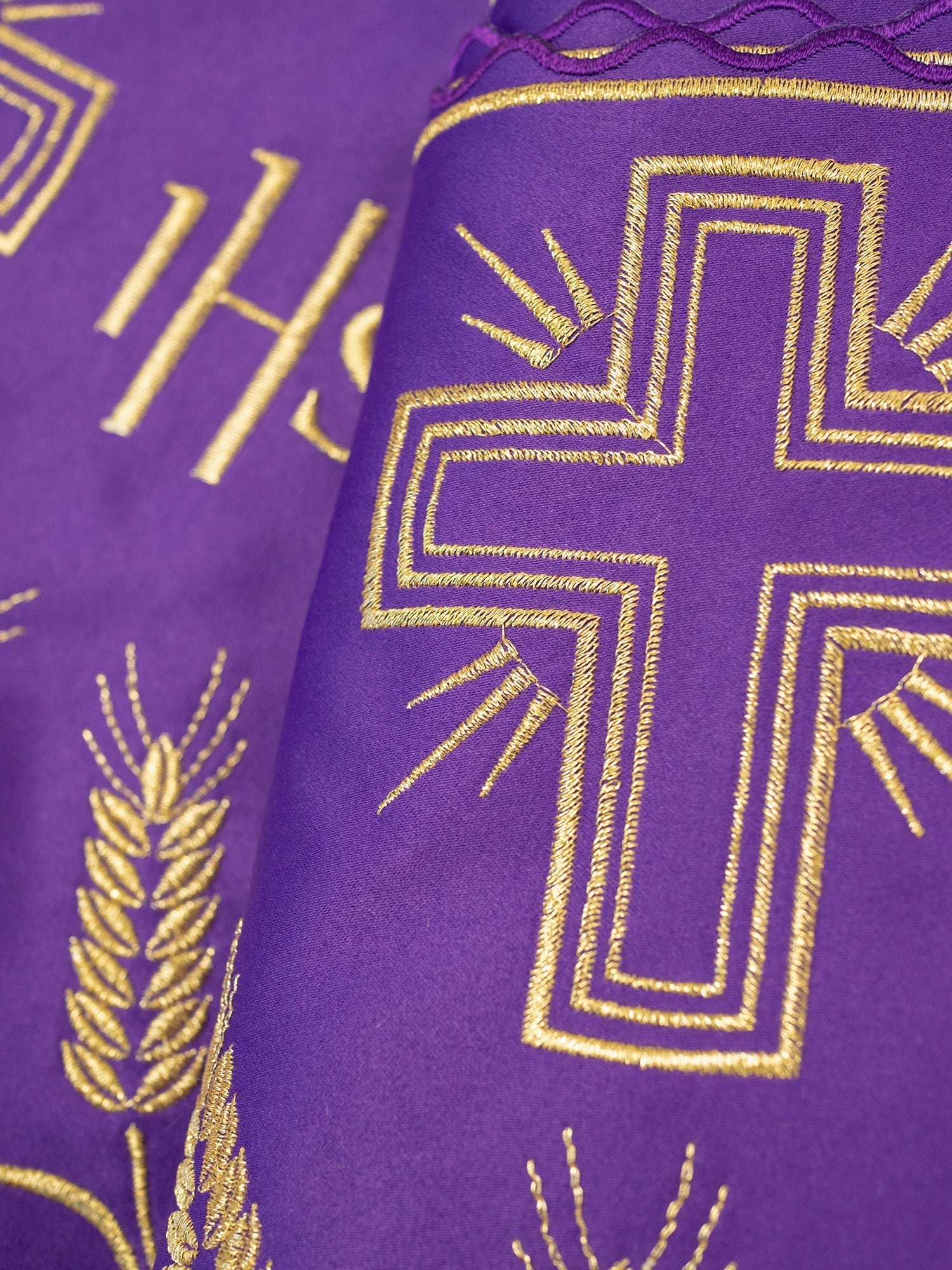 Purple liturgical superfrontal with IHS and cross embroidery KOM/040/03 20cm 3,5m - HAFTINAUSA.COM