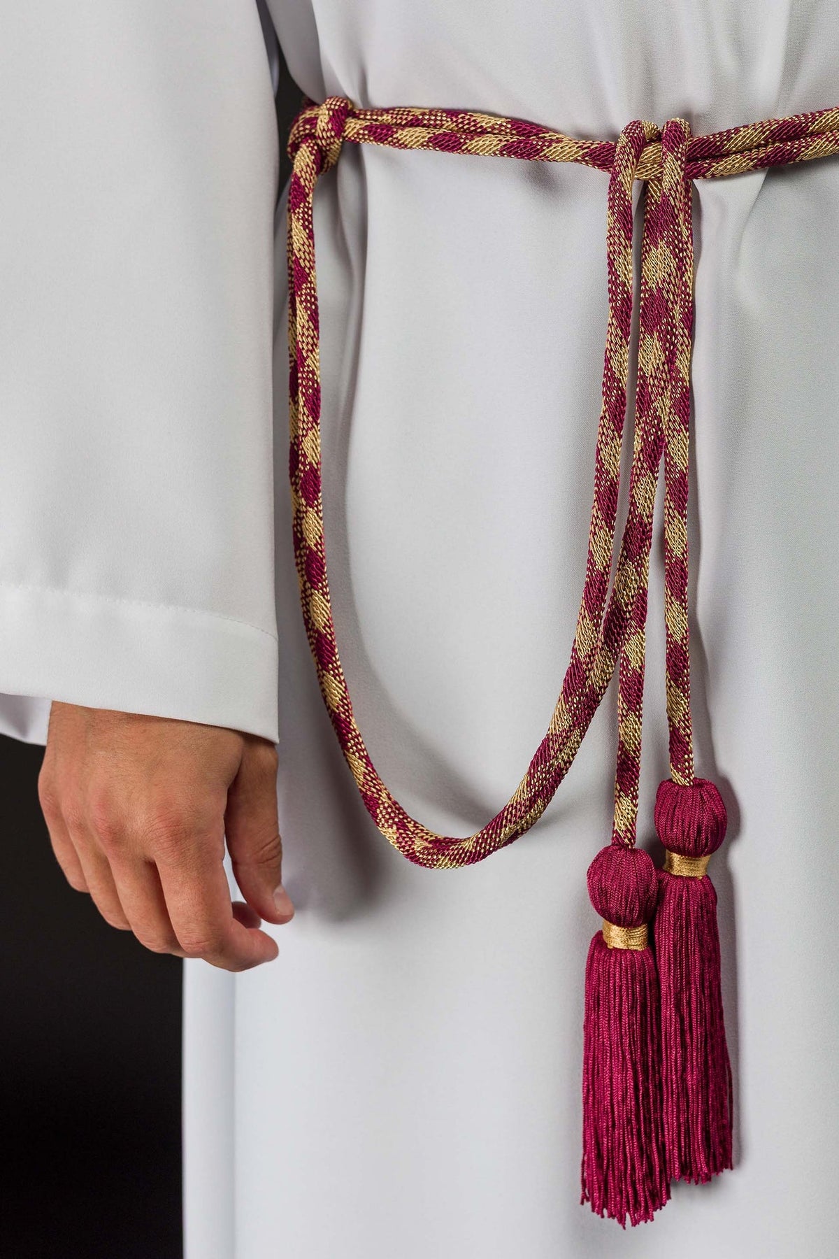 Cincture Making Cinctures – Premium Liturgical Belts & Girdles for Clergy - CHASUBLES.COM