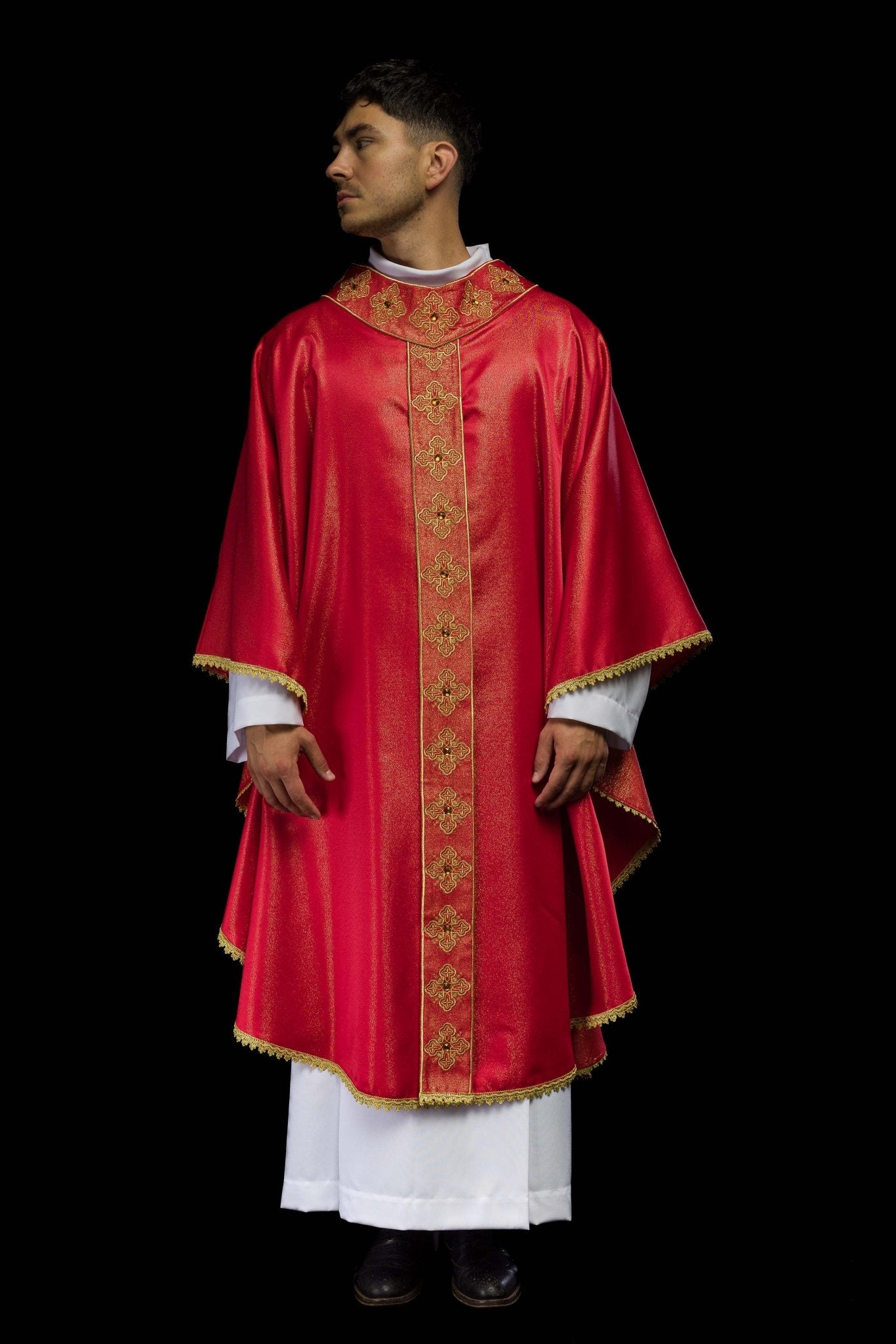 Red chasuble with decorative stones and embroidered collar S-7056-02-54 - CHASUBLES.COM