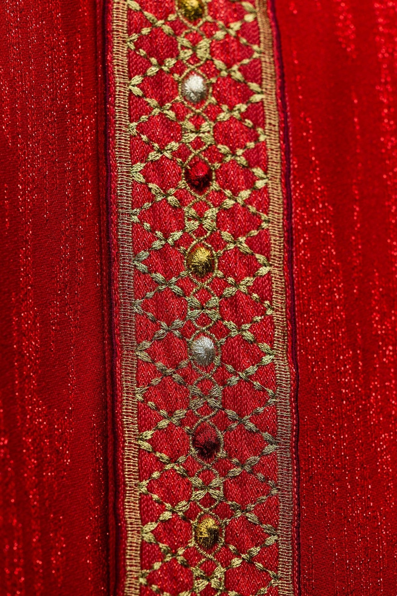 Red Chasuble with Embroidered Band and Collar LE/7033/02 - CHASUBLES.COM