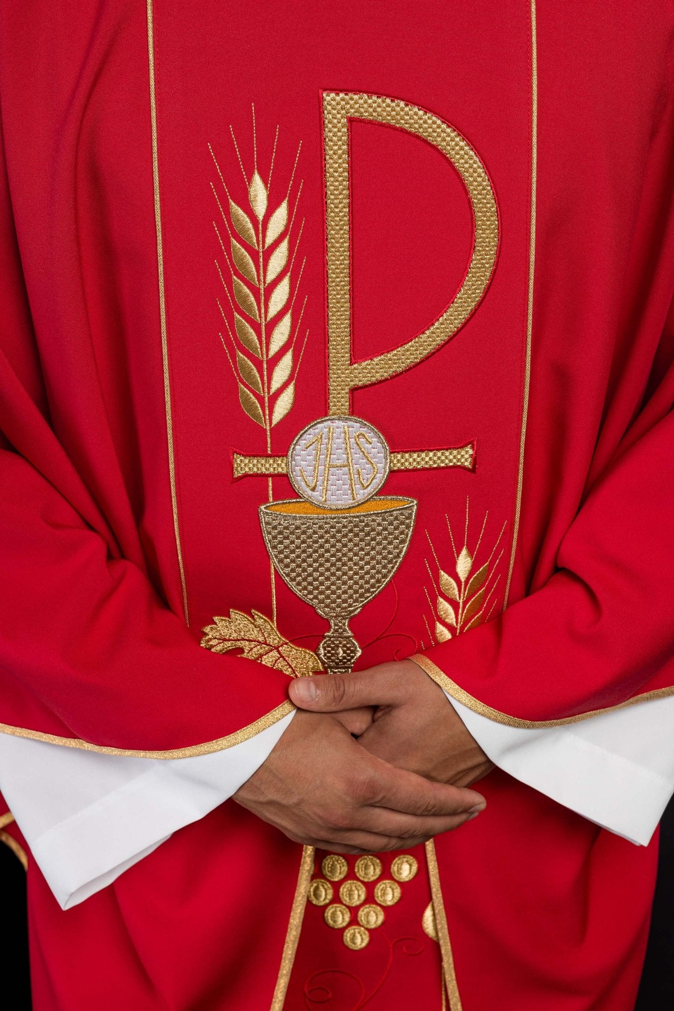 Red chasuble with embroidered PX and chalice symbol KOR/001/02/01 CZERWONY - CHASUBLES.COM