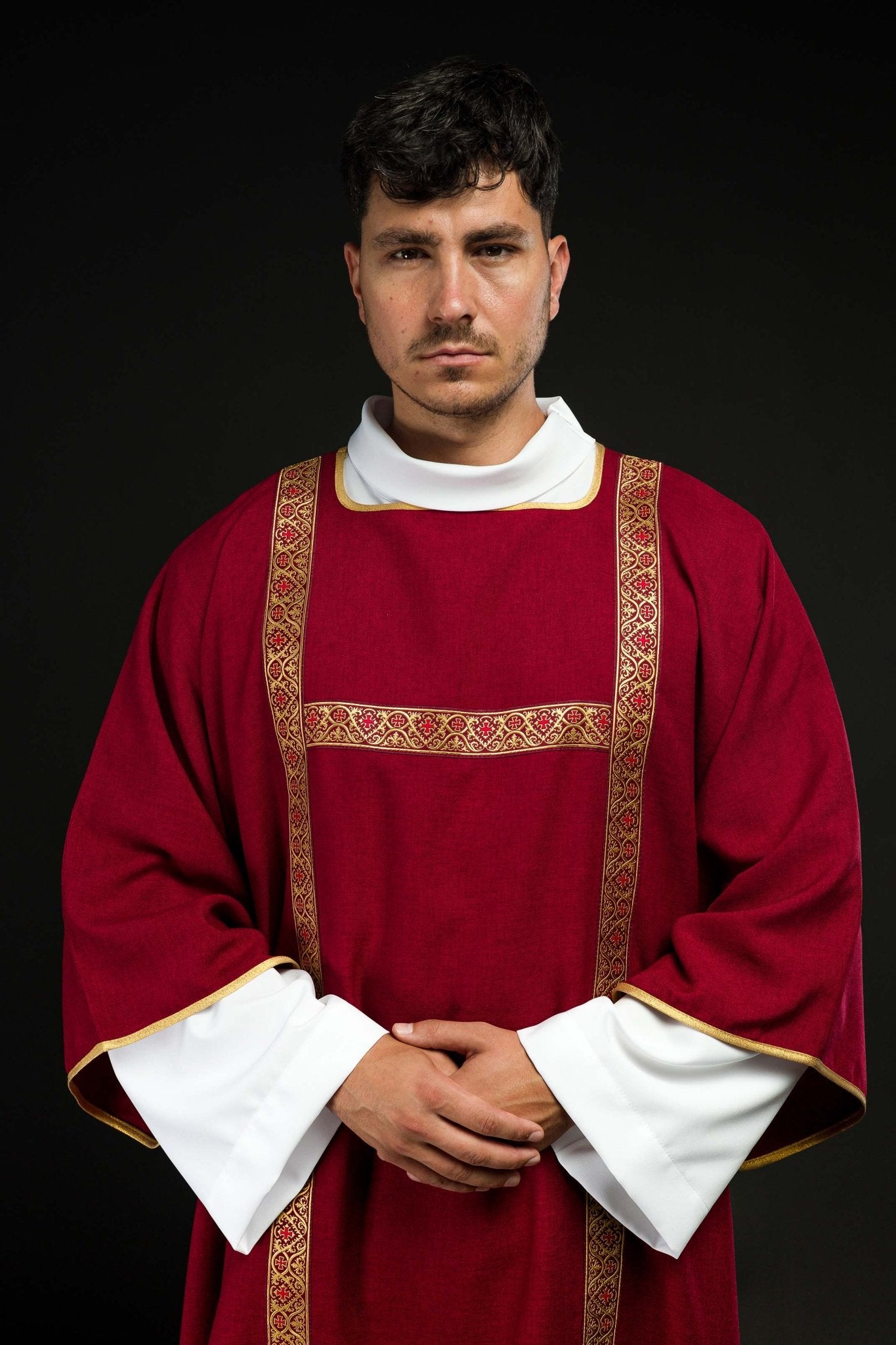 Red dalmatic decorated with gold jacquard ribbons KDL/395/02/70/B - CHASUBLES.COM