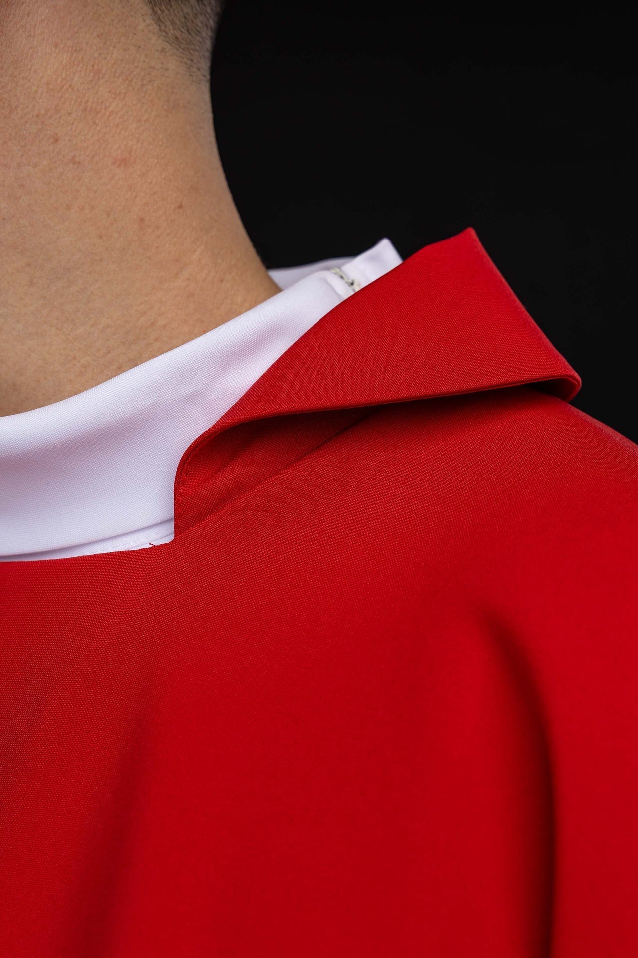 Red embroidered chasuble with an ornate cross and a wide collar KOK/003/02/12/KARO - CHASUBLES.COM