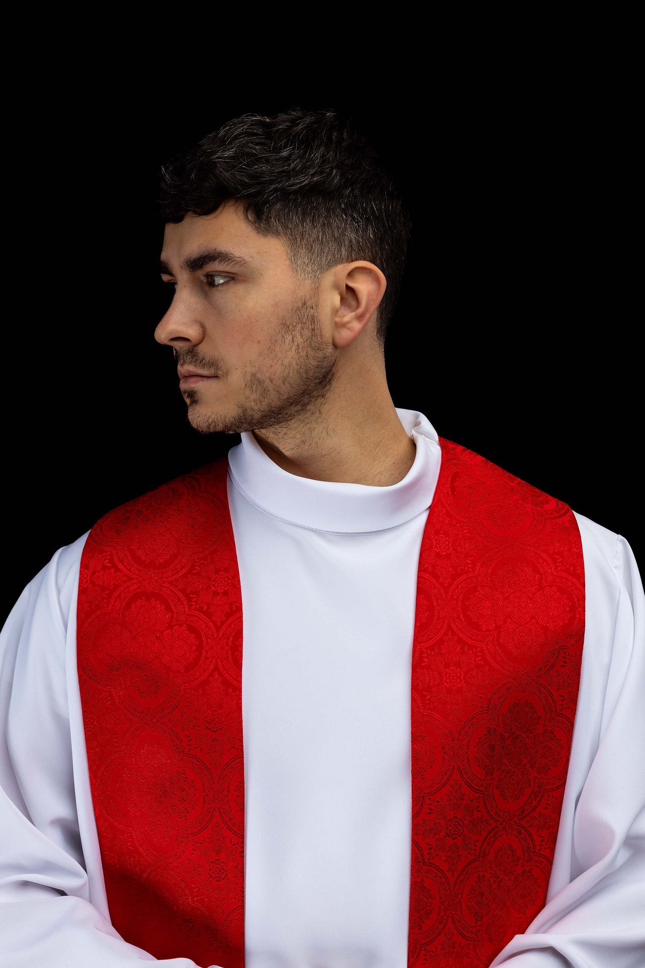 Red jacquard stole embroidered with a cross motif KST/967/02/11 - CHASUBLES.COM