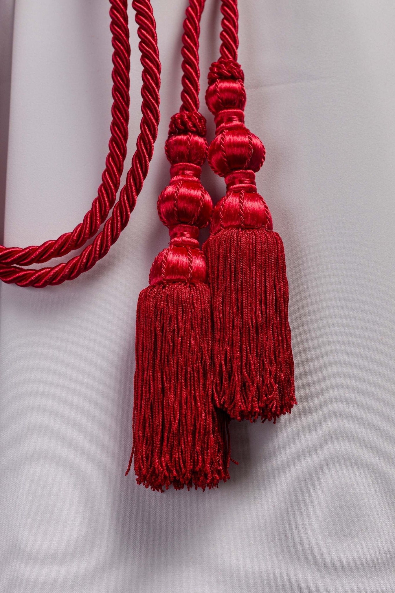 Red liturgical cincture CIN/002 - HAFTINAUSA.COM