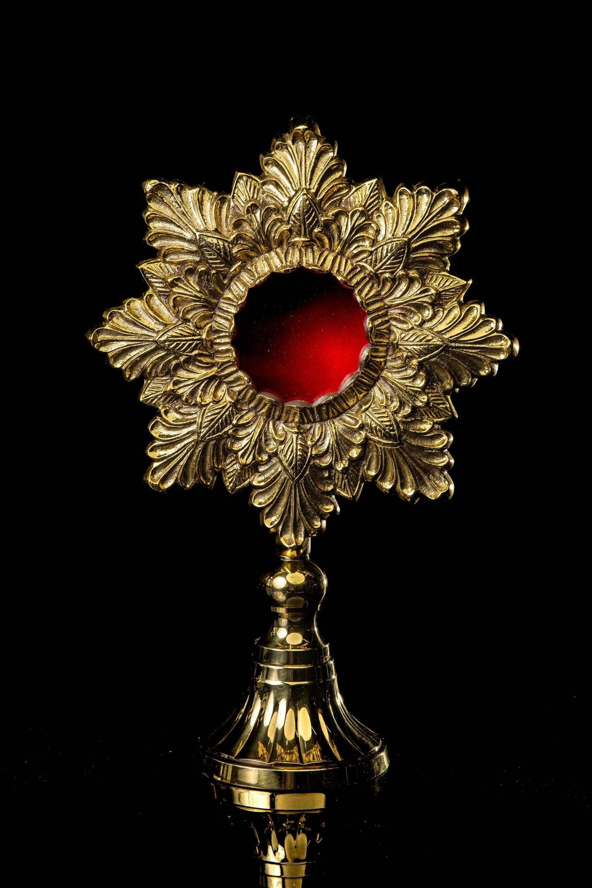 Reliquary - brass MN-1016 - CHASUBLES.COM