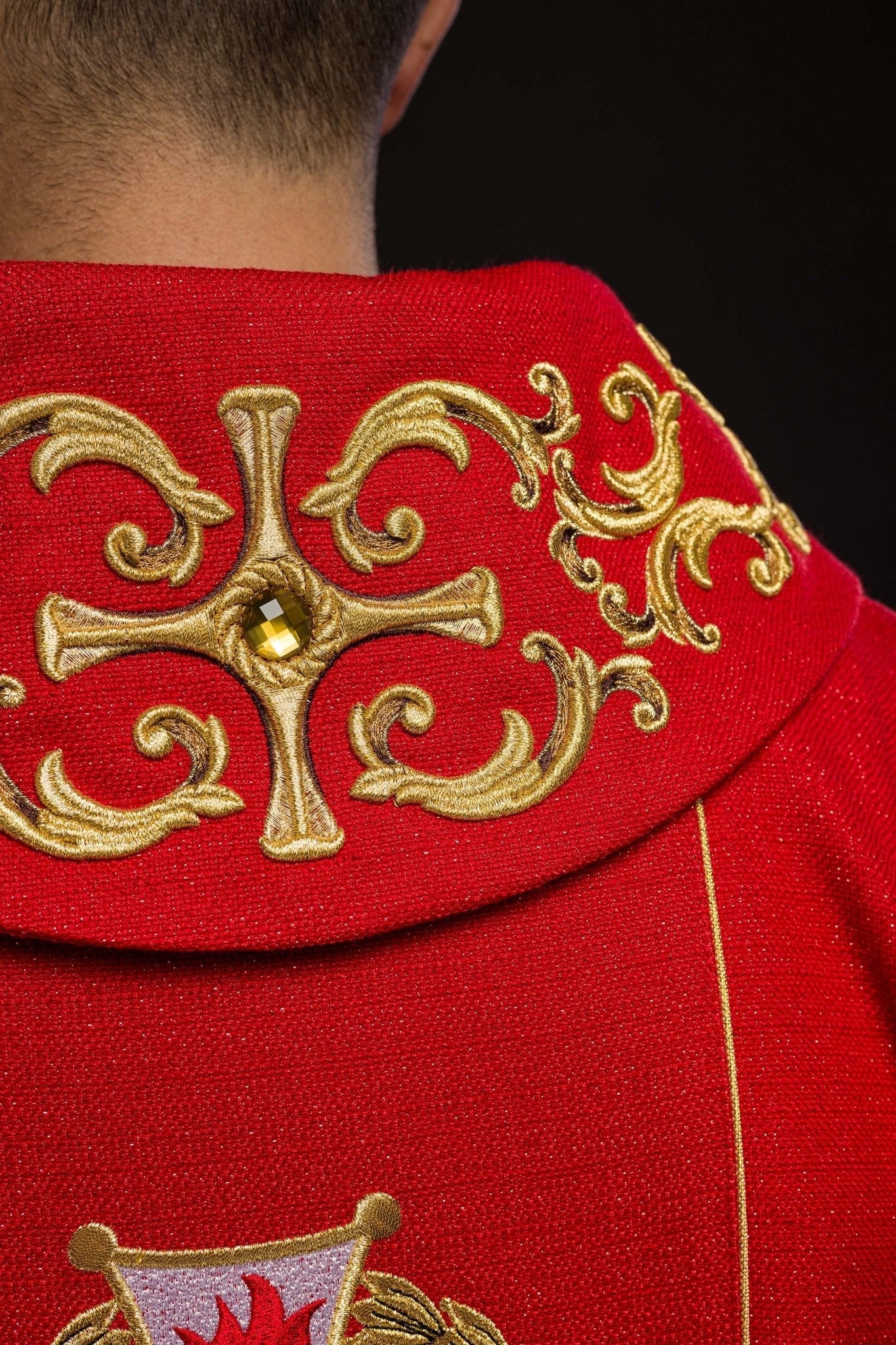 Richly embroidered chasuble with the image of Saint Florian KOW2/037/02/71 - HAFTINAUSA.COM