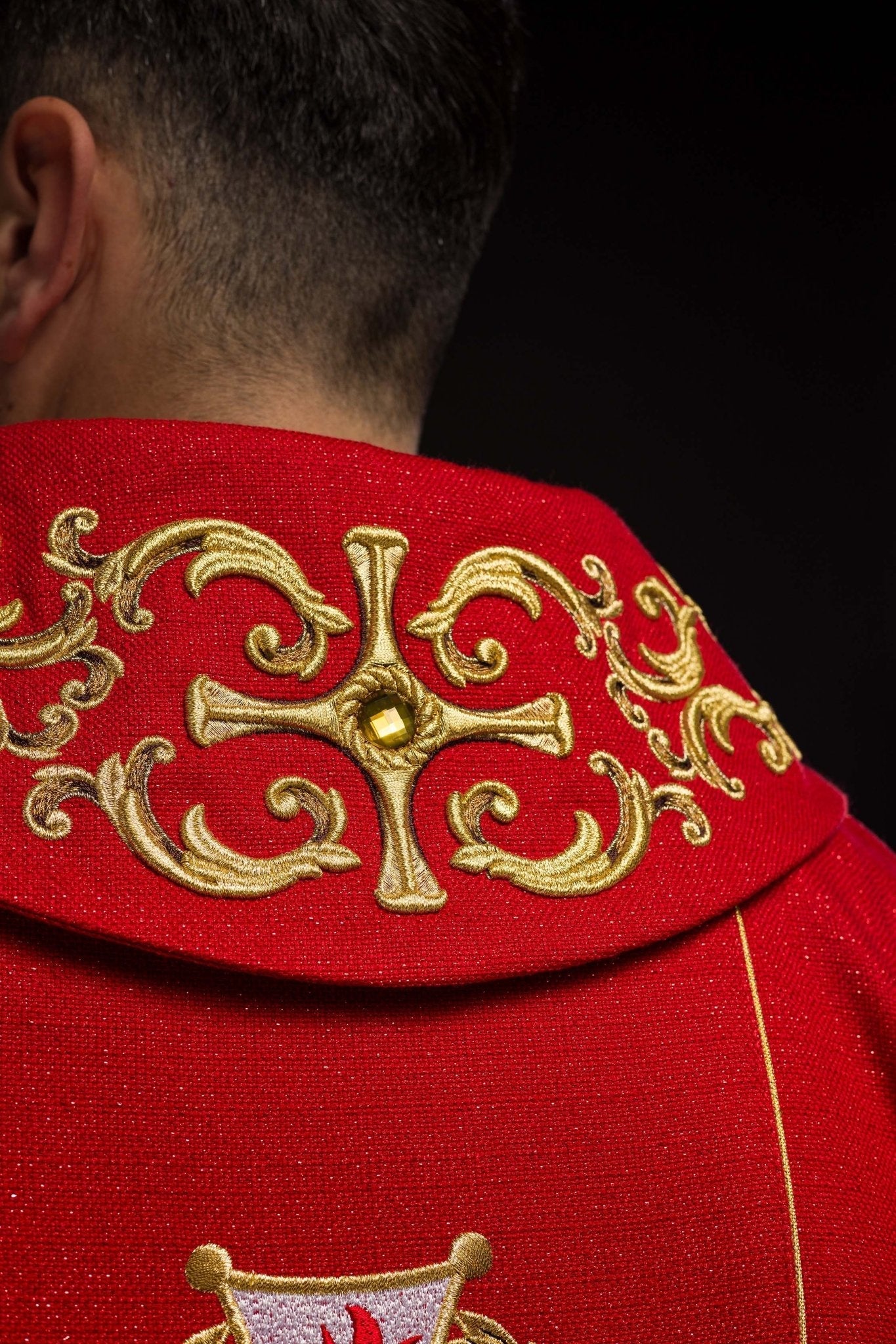 Richly embroidered chasuble with the image of Saint Florian KOW2/037/02/71 - HAFTINAUSA.COM