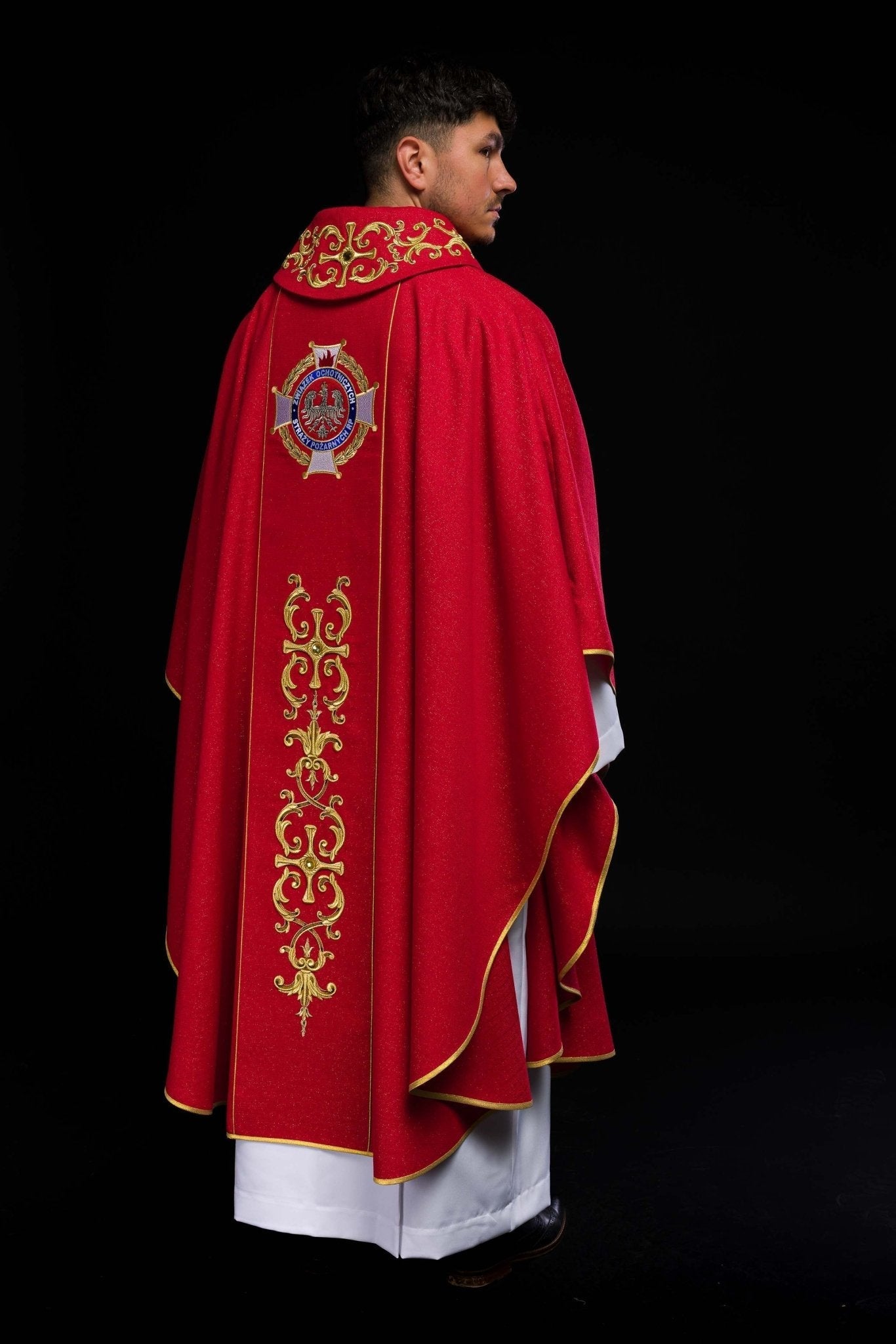Richly embroidered chasuble with the image of Saint Florian KOW2/037/02/71 - HAFTINAUSA.COM