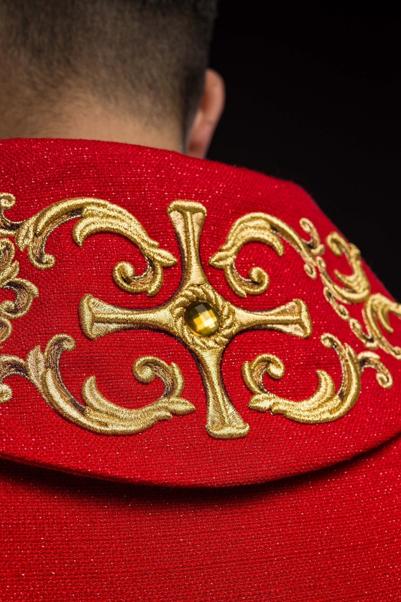 Richly embroidered chasuble with the image of Saint Florian KOW2/037/02/71 - HAFTINAUSA.COM