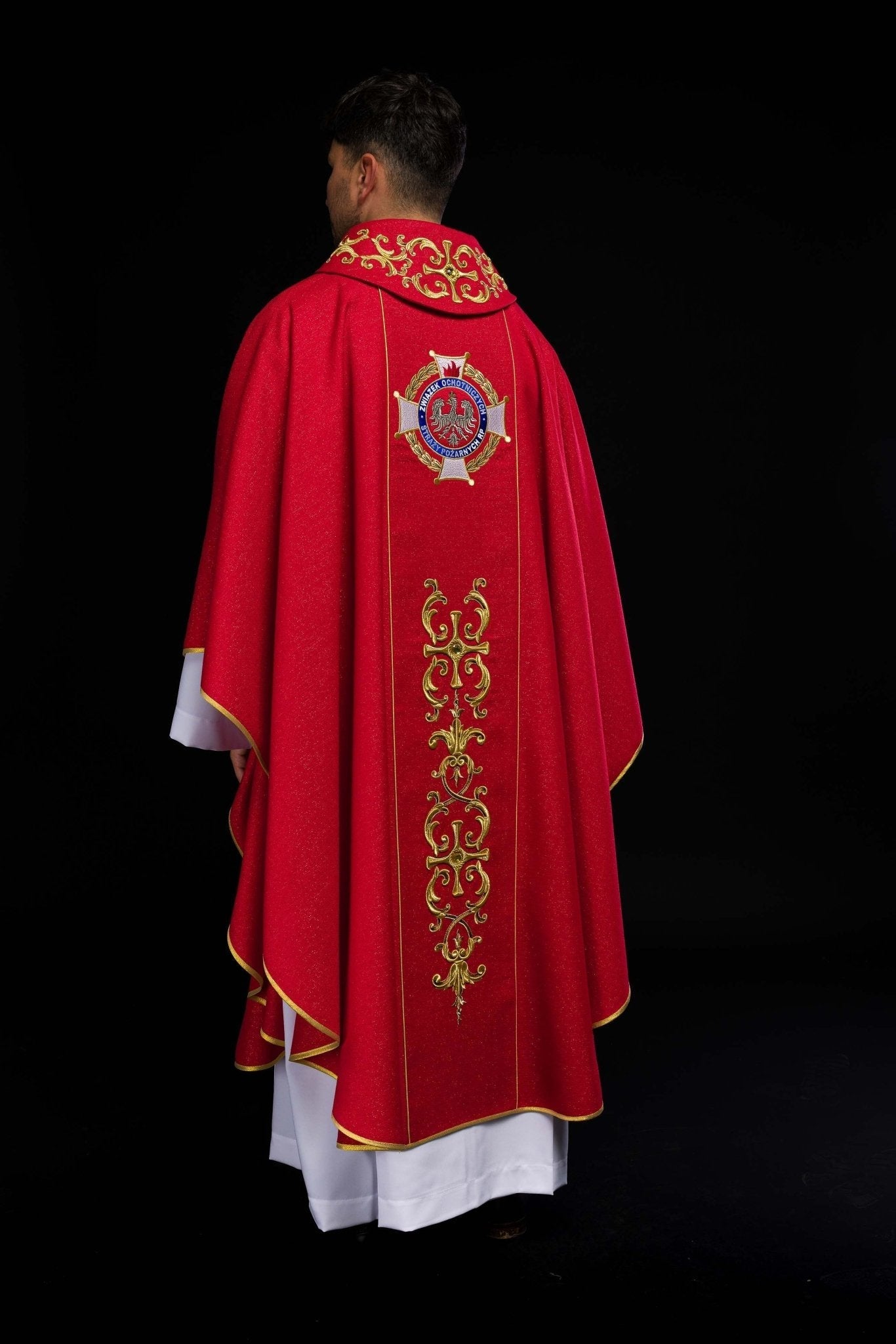 Richly embroidered chasuble with the image of Saint Florian KOW2/037/02/71 - HAFTINAUSA.COM