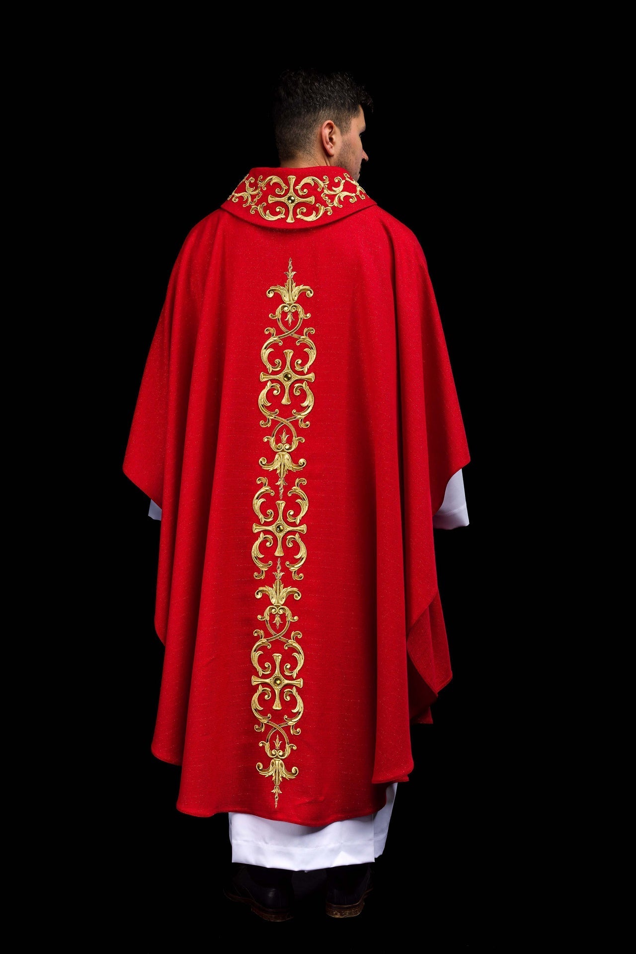 Richly embroidered chasuble with the image of Saint Paul red KOW2/039/02/71 - CHASUBLES.COM
