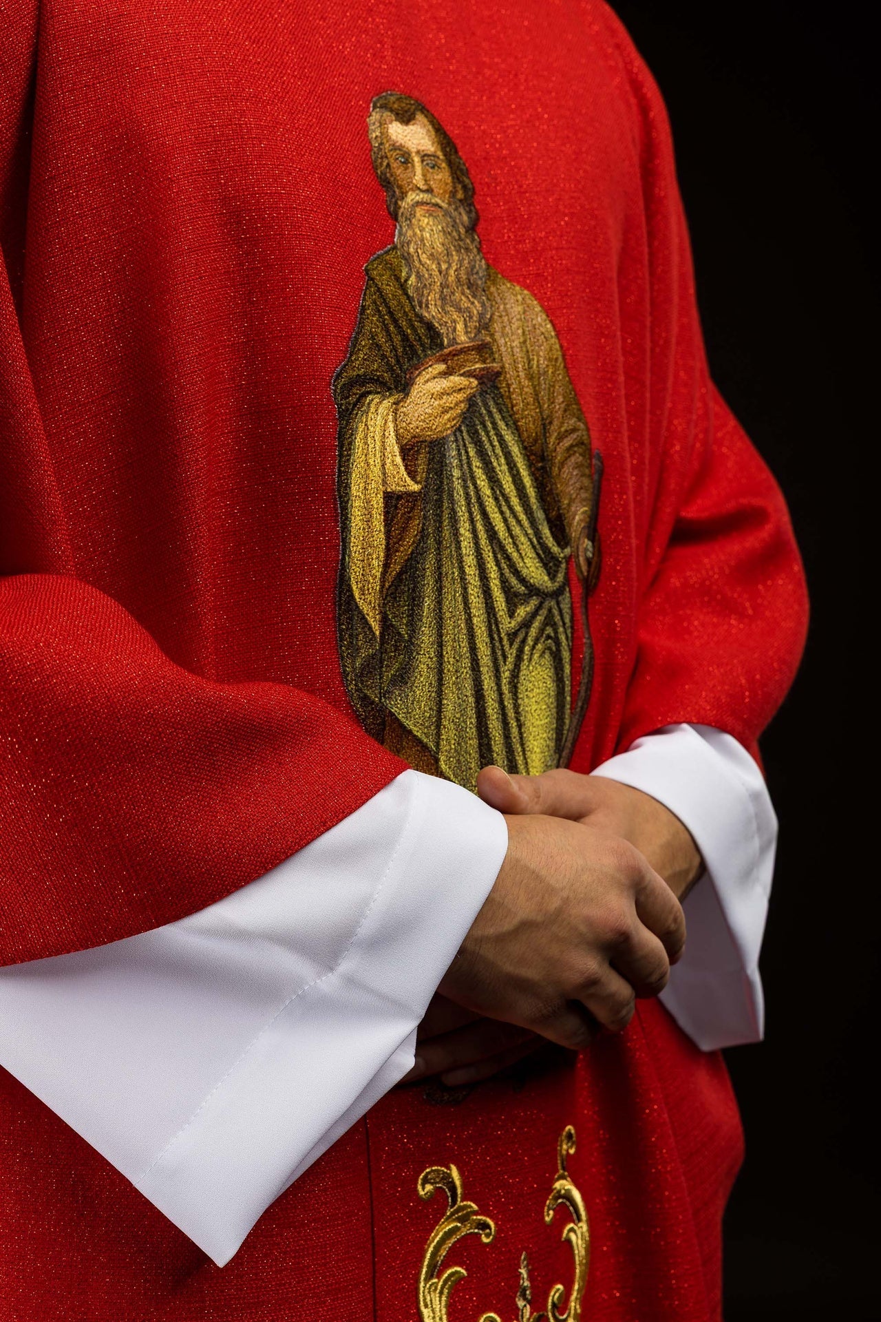 Richly embroidered chasuble with the image of Saint Paul red KOW2/039/02/71 - CHASUBLES.COM