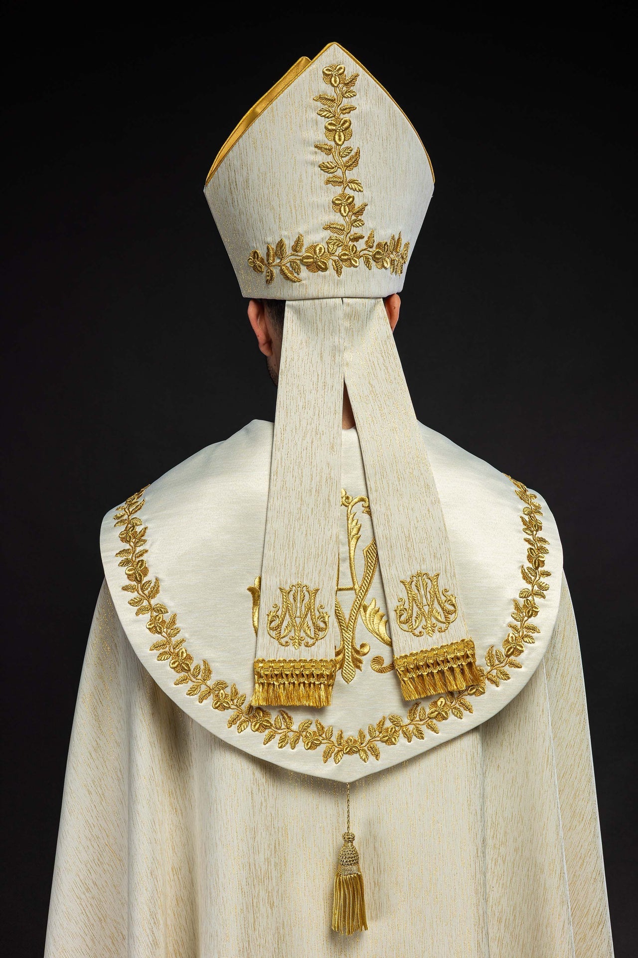 Richly Embroidered Mitre with a Marian Motif KMR/016/05/86-1 - CHASUBLES.COM