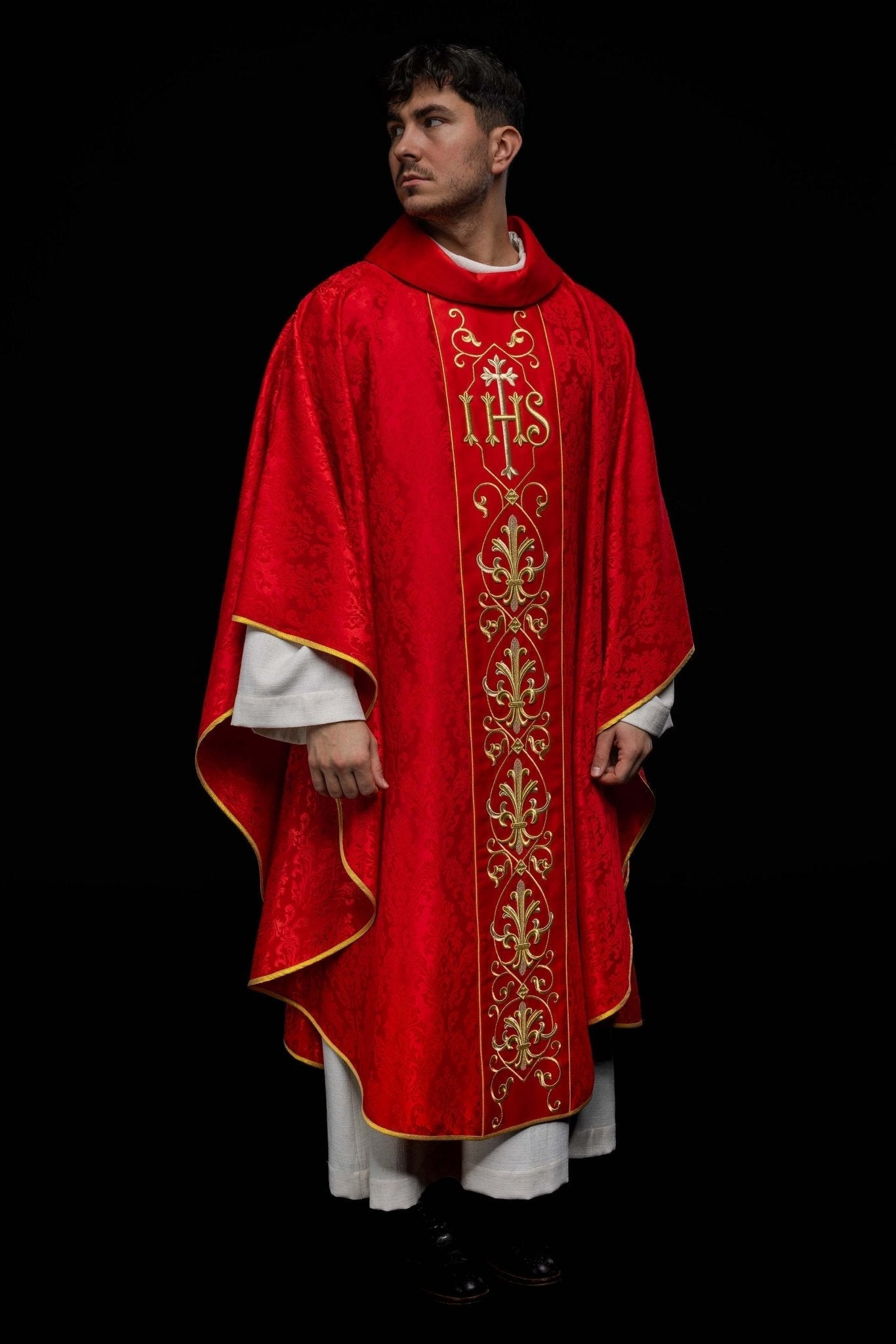 Richly embroidered red IHS chasuble KOR/268/02/67 - HAFTINAUSA.COM