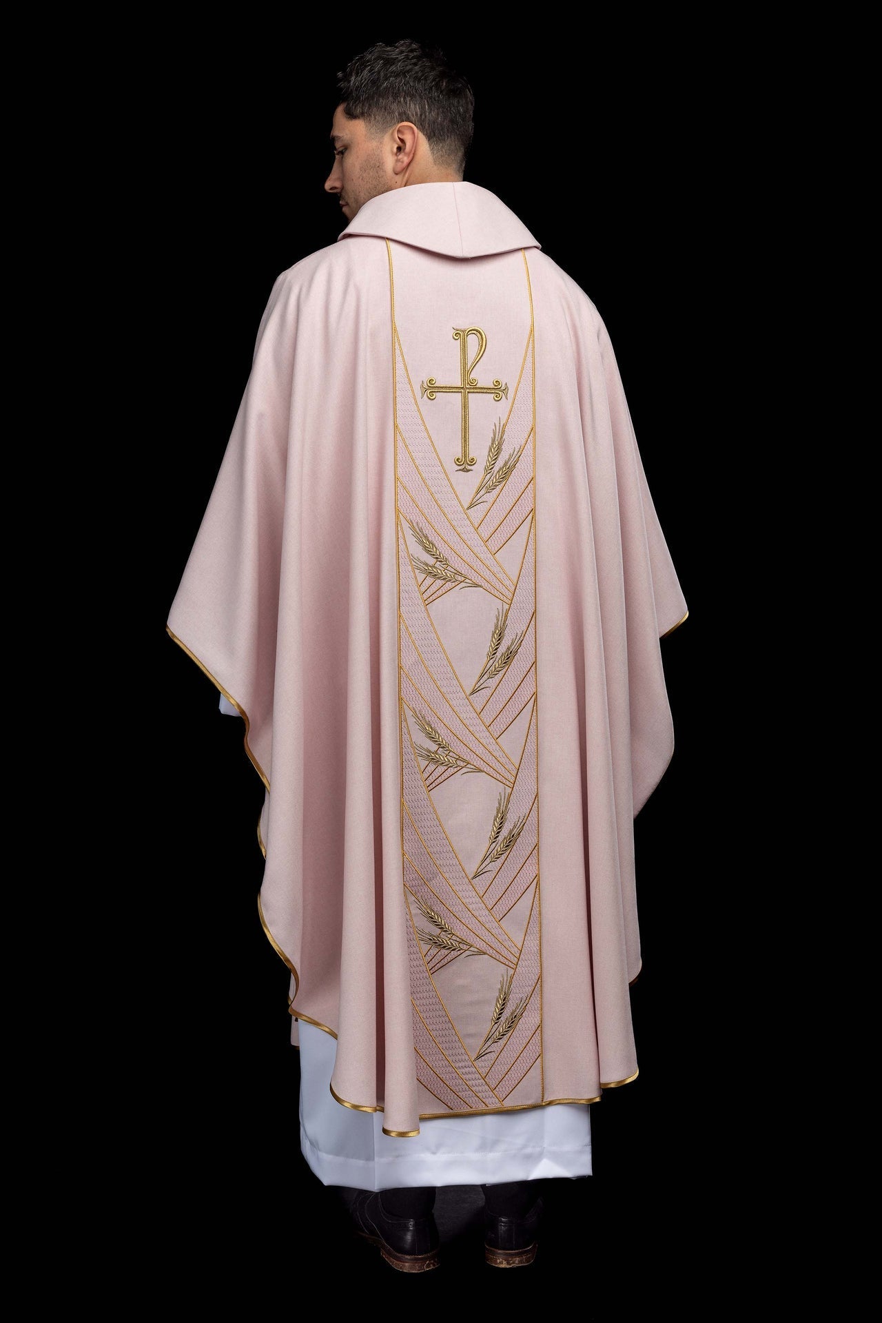 Rose chasuble with an embroidered PAX band LE/7050/08 - CHASUBLES.COM