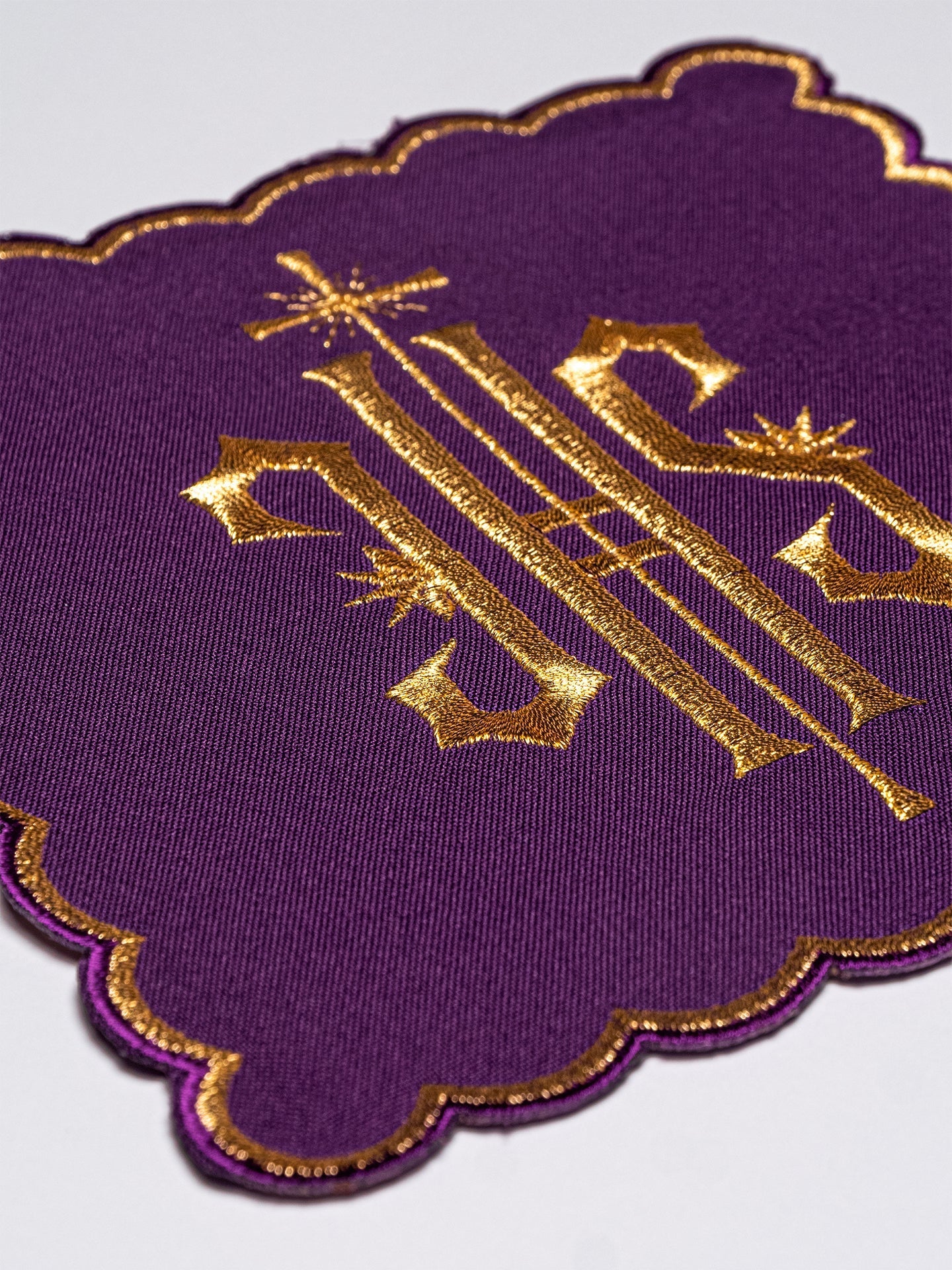 Set of palls with the IHS symbol in four liturgical colors KPA4/029 18*18 - CHASUBLES.COM