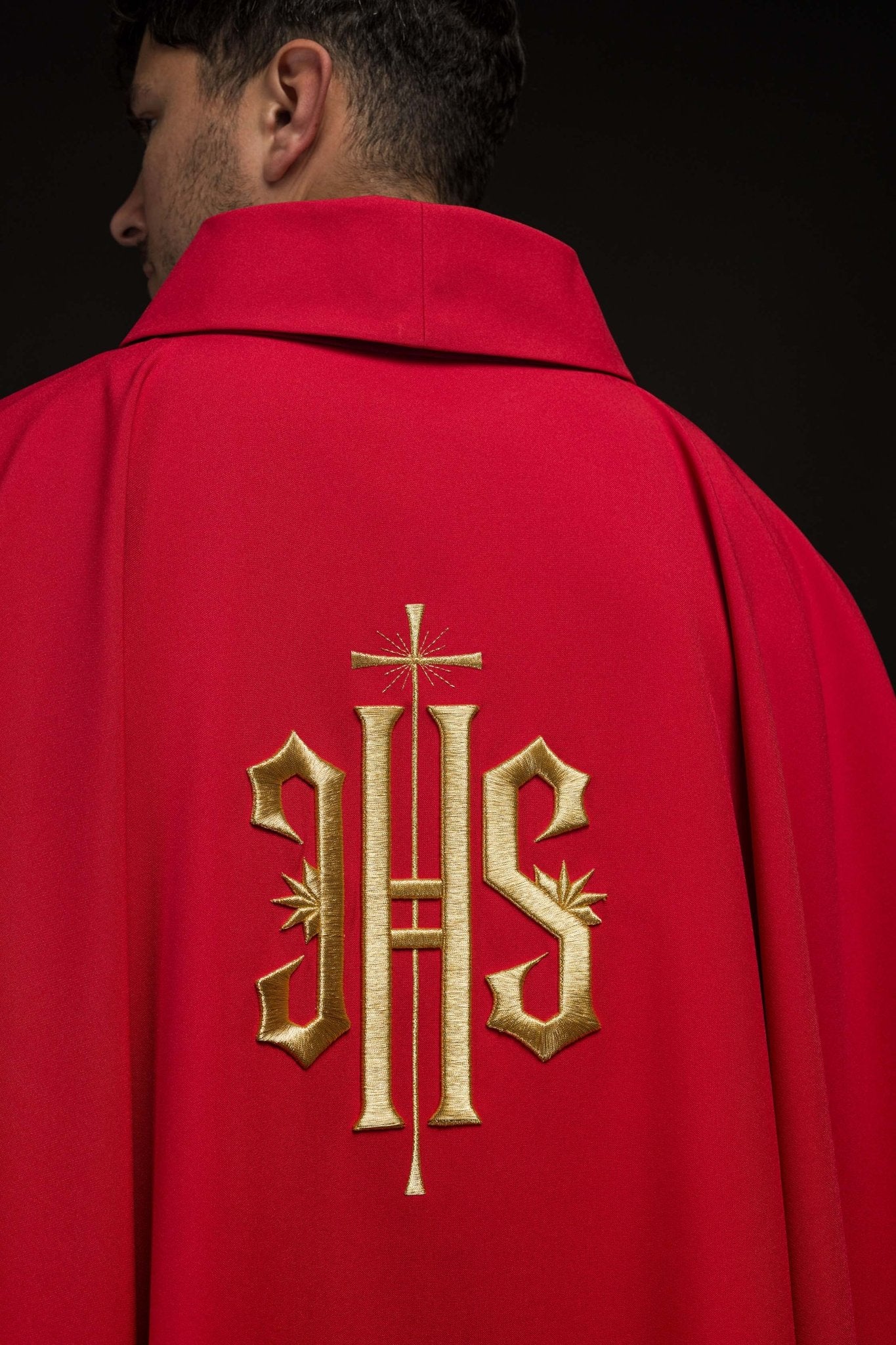 Simple chasuble with raised IHS gold embroidery KOR/010/02/12 CZERWONY - CHASUBLES.COM